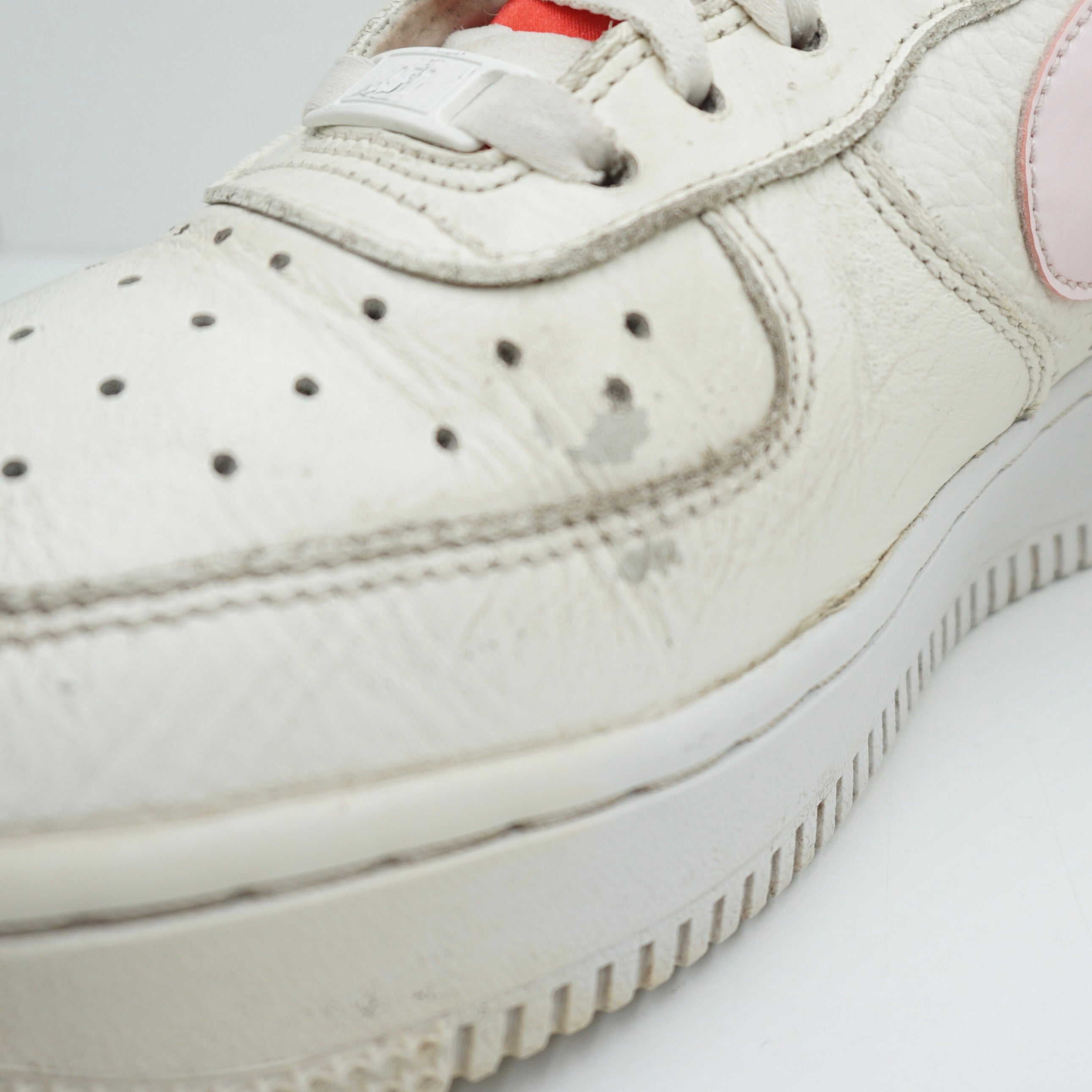 Nike Air Force 1 Low Corduroy (W)