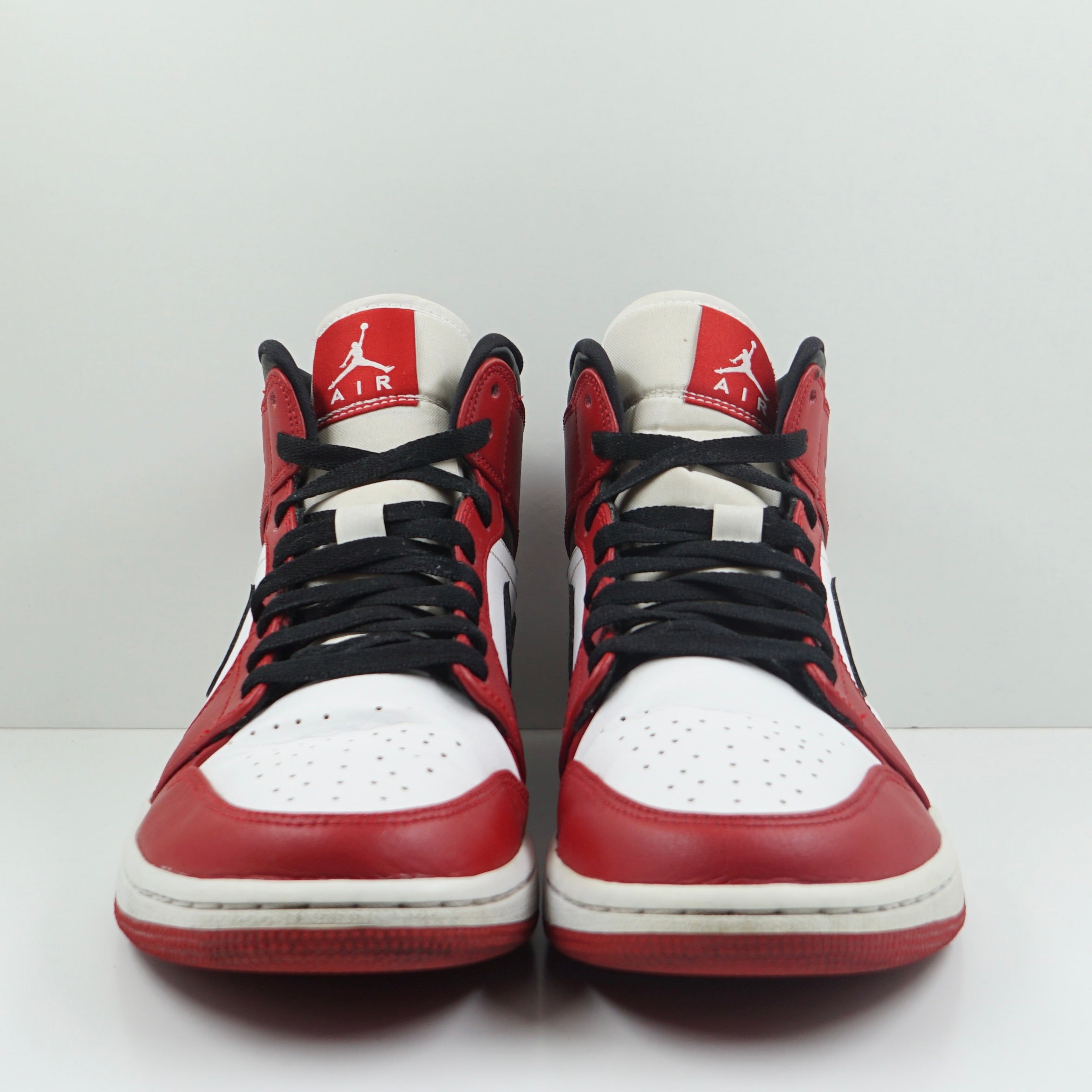 Jordan 1 Mid Chicago (2020)