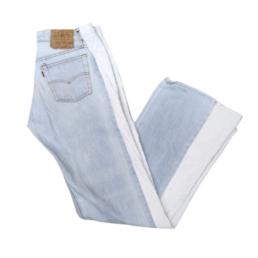 Nice Duds Light Blue Vintage Levis Jeans