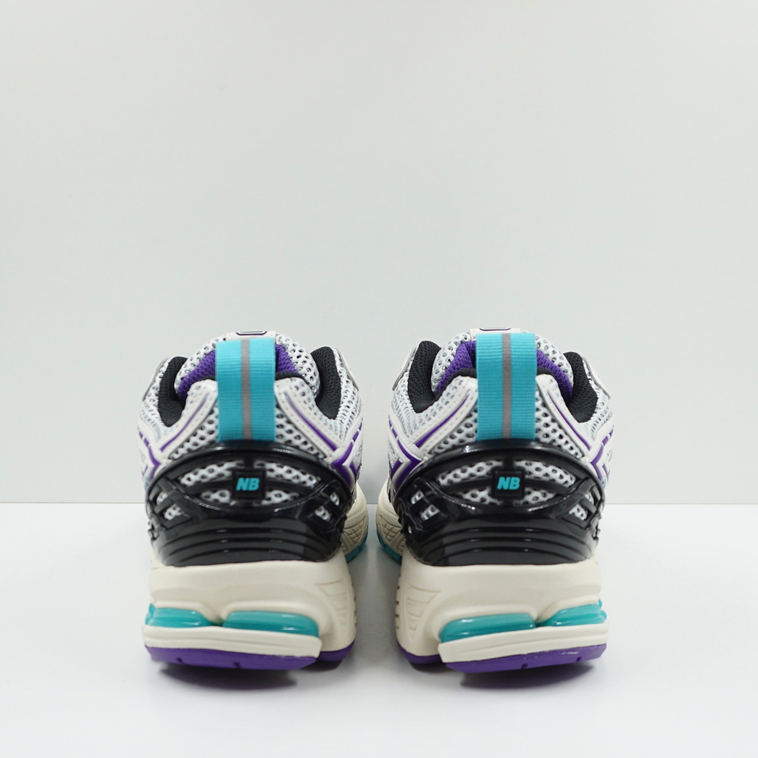 New Balance 1906R Charlotte Hornets