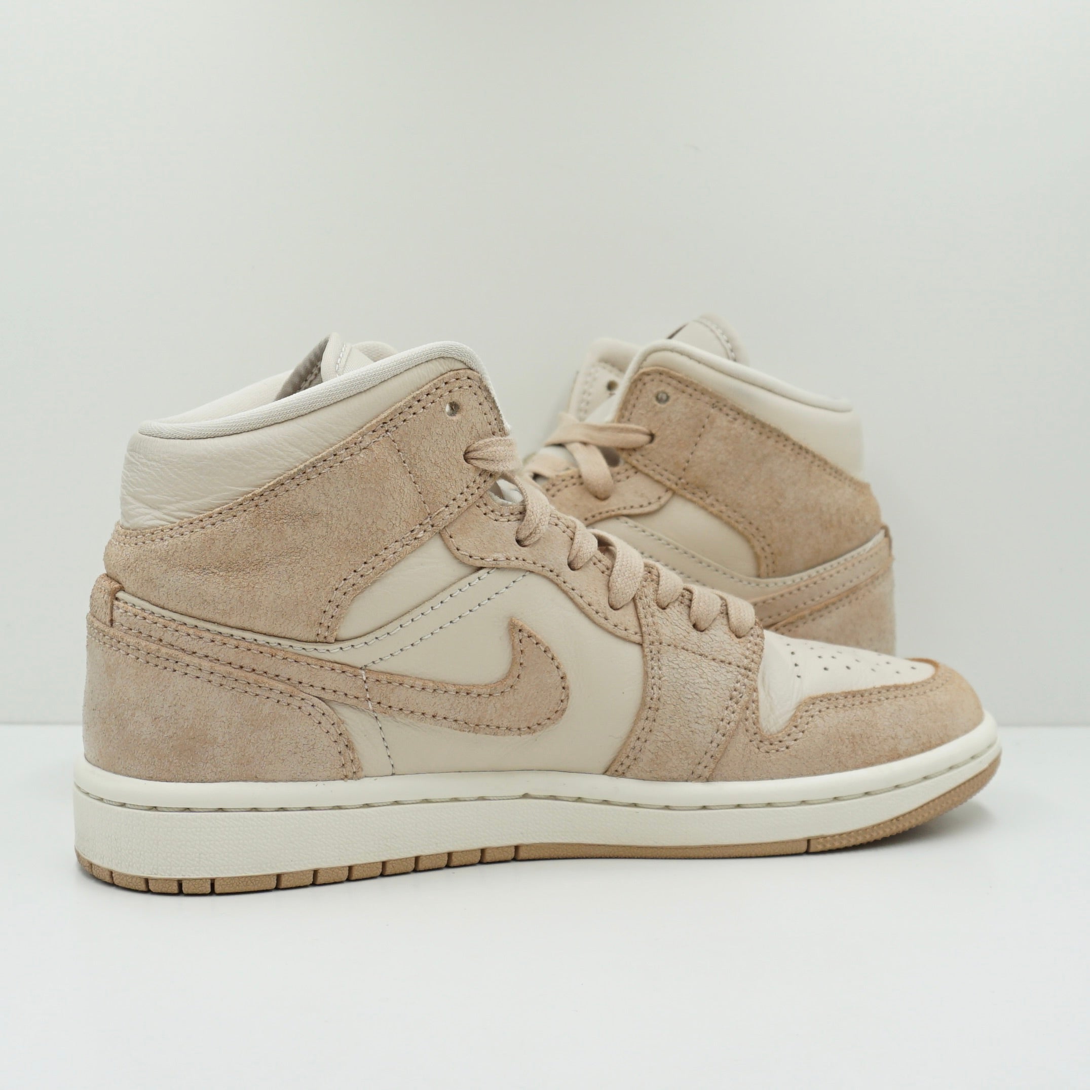 Jordan 1 Mid SE Legend Light Brown (W)