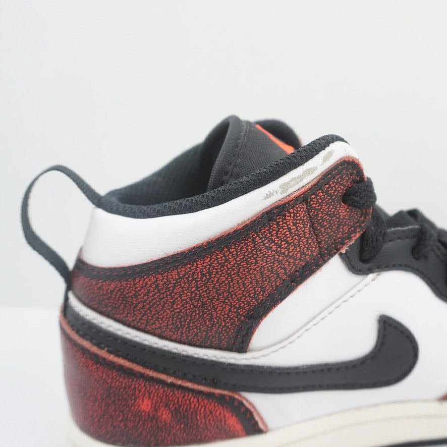 Jordan 1 Mid Wear-Away Chicago (PS)