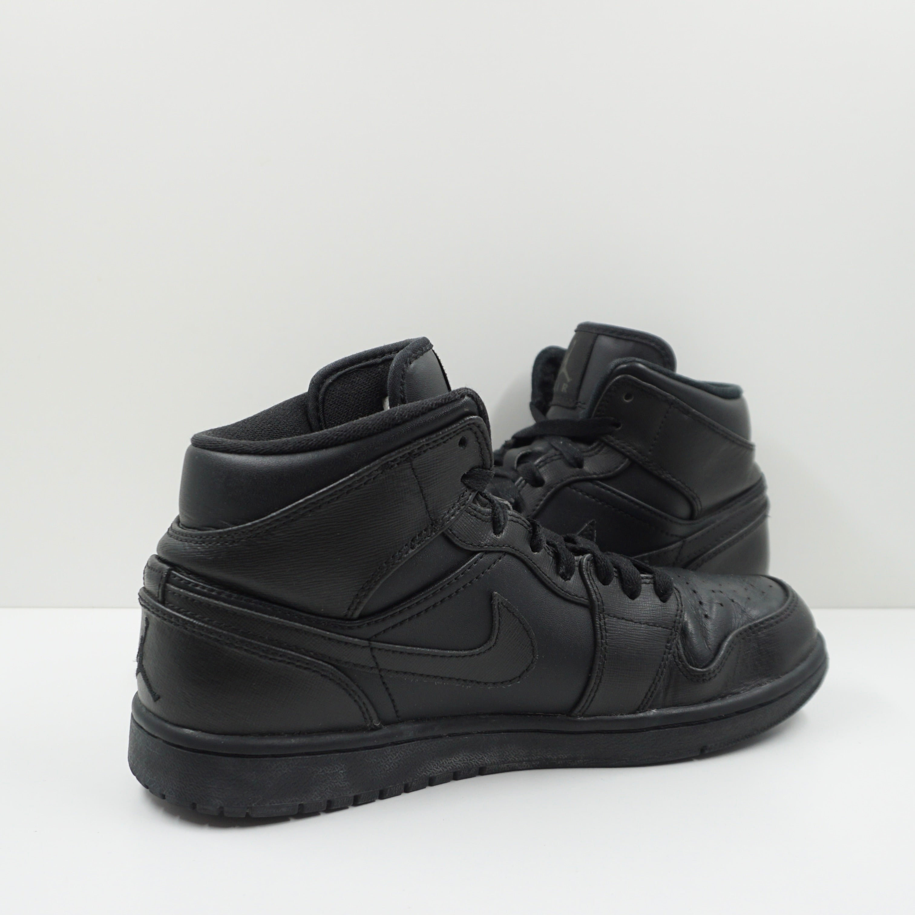 Jordan 1 Mid Triple Black (2013)
