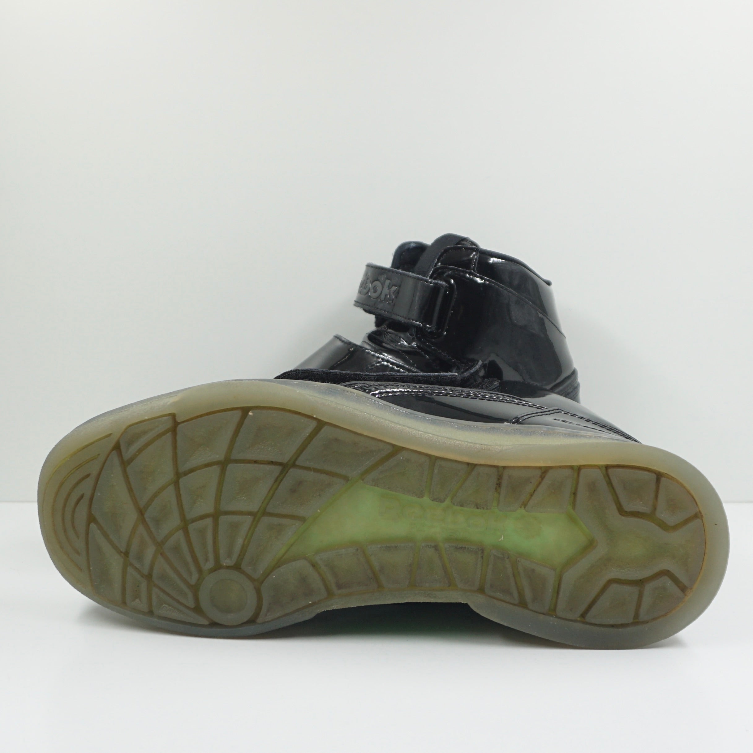 Reebok Aliens x Alien Stomper Mid Powerloader 'The Final Scene Pack'