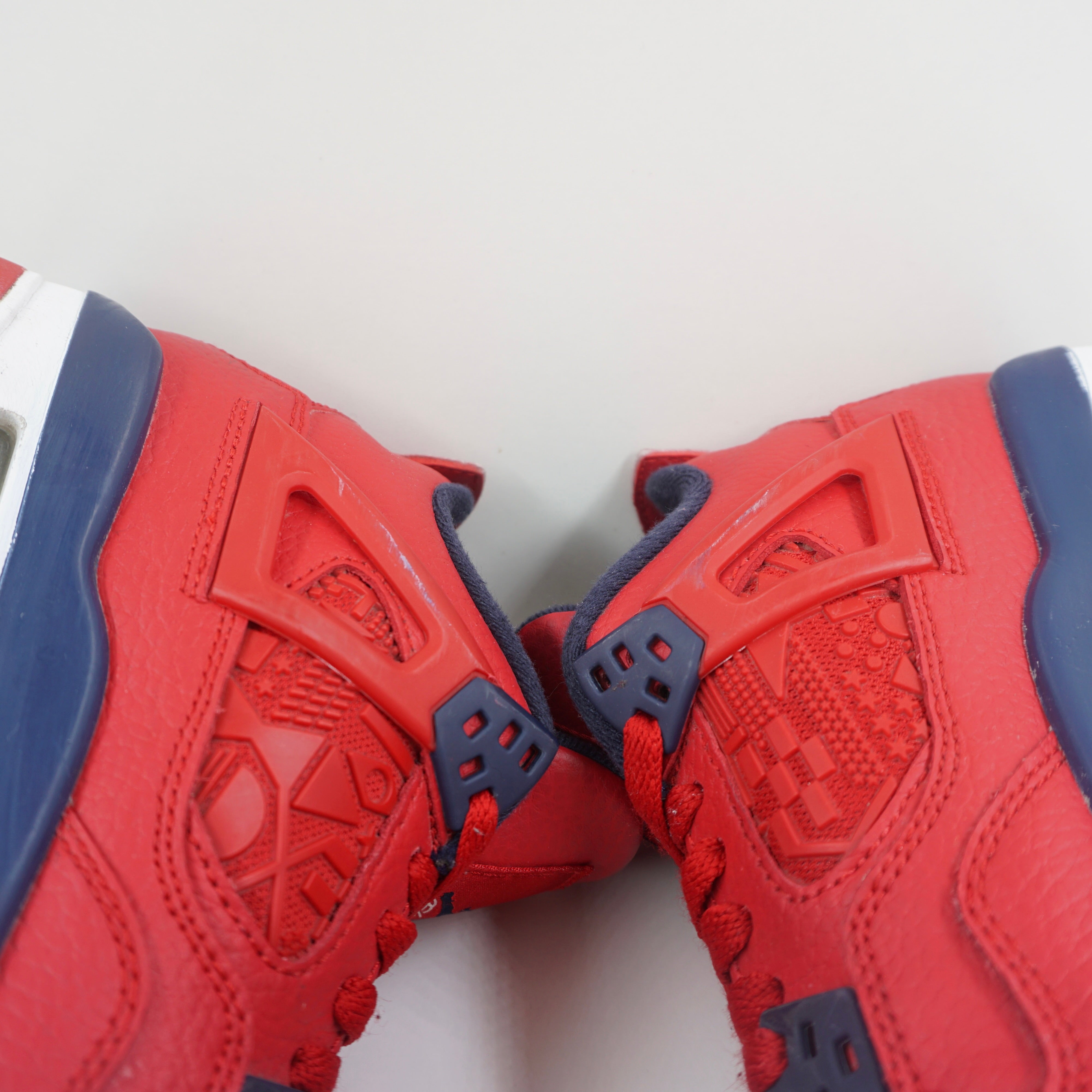 Jordan 4 Retro Fiba (GS)