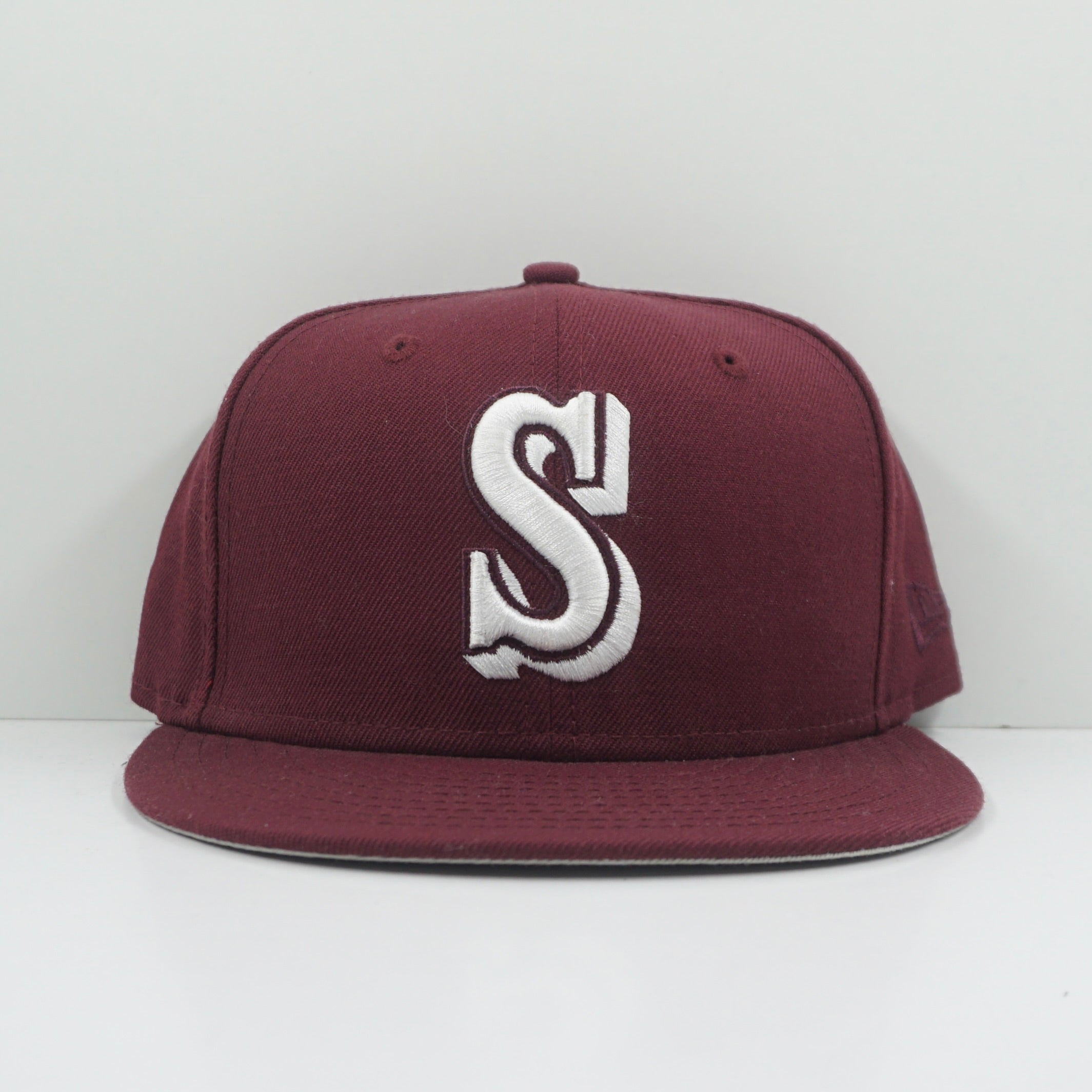 New Era Cooperstown Collection Seattle Mariners Burgundy Fitted Cap