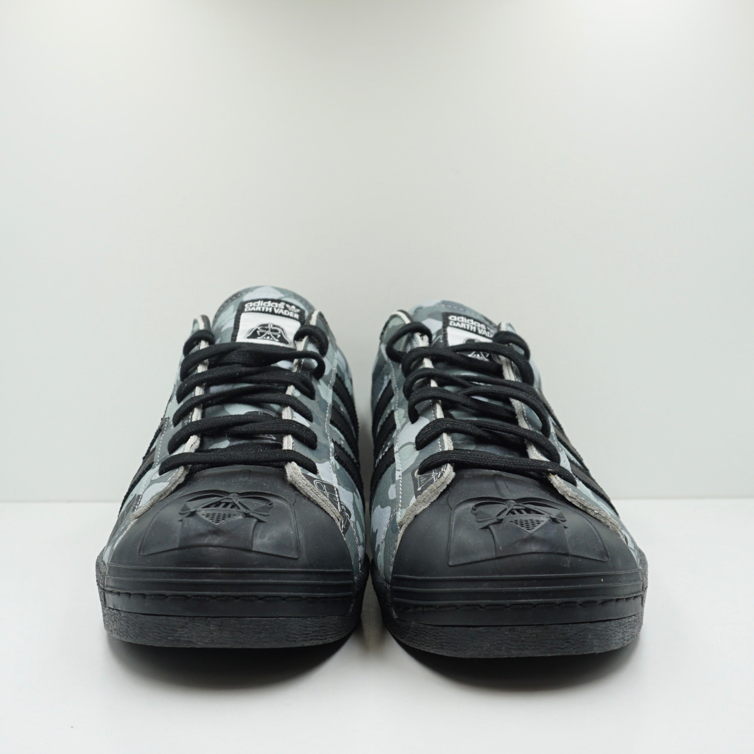 Adidas MI Superstar Star Wars Darth Vader Superstar (2015)
