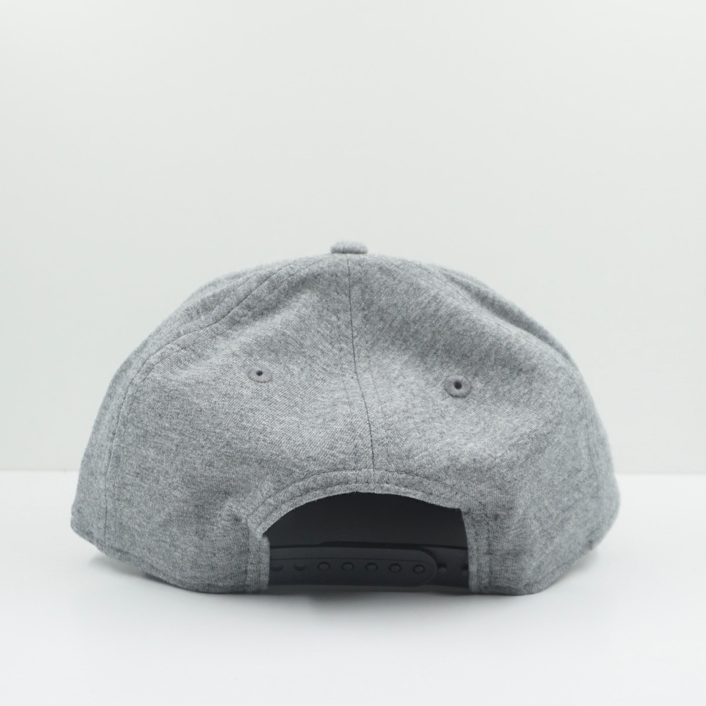 New Era New York Yankees Grey Snapback Cap