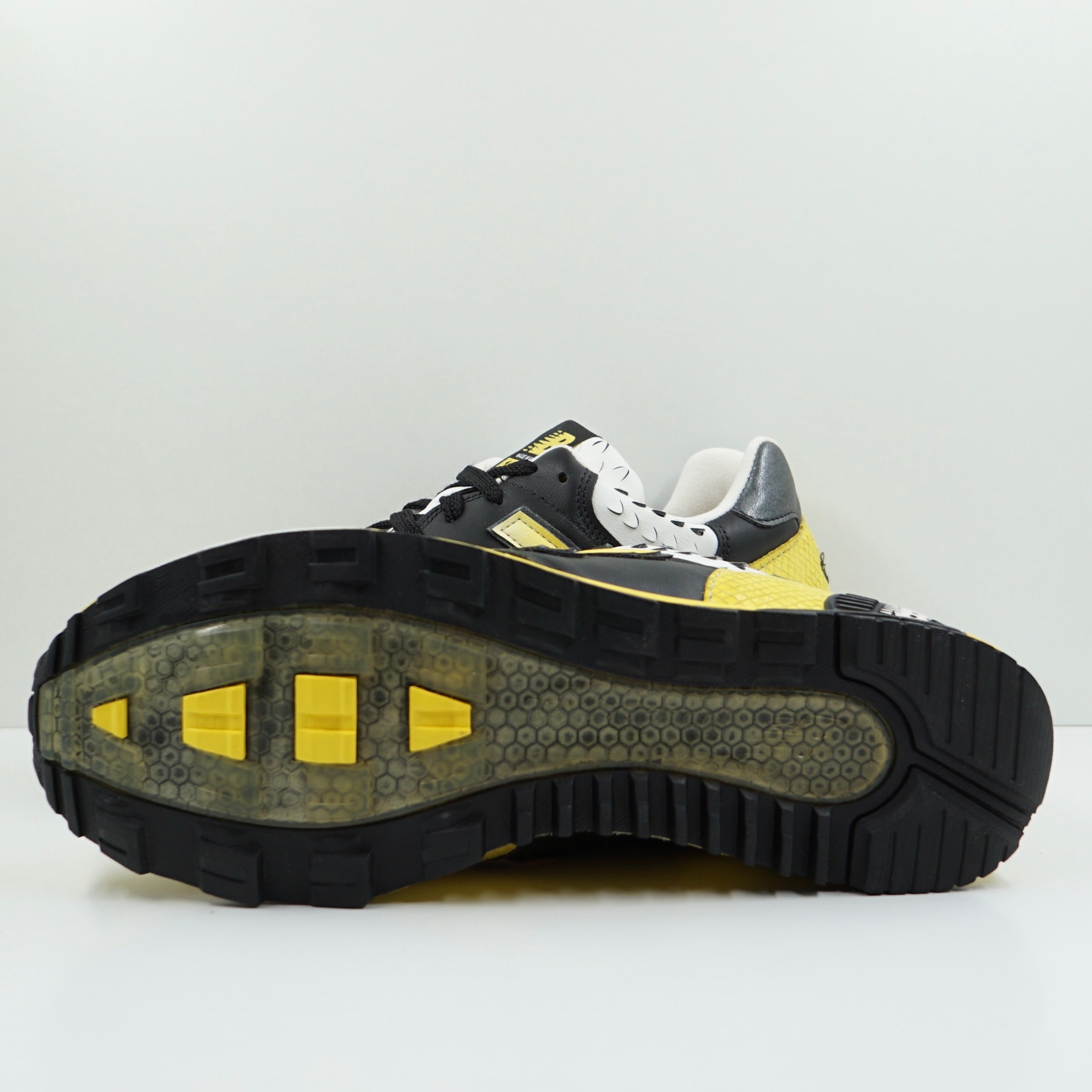 New Balance 1400 Super Team 33 Butterfly Fish