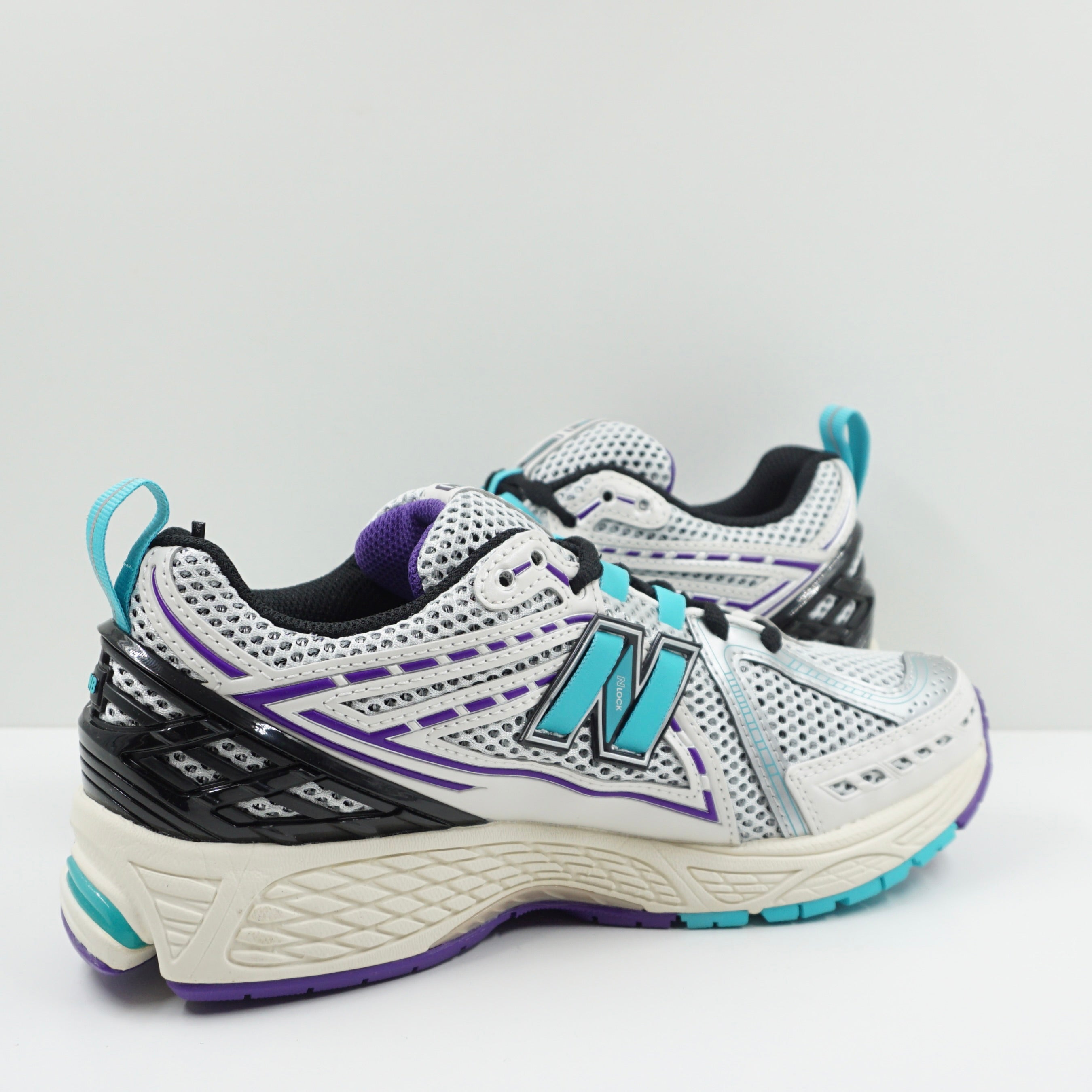 New Balance 1906R Charlotte Hornets