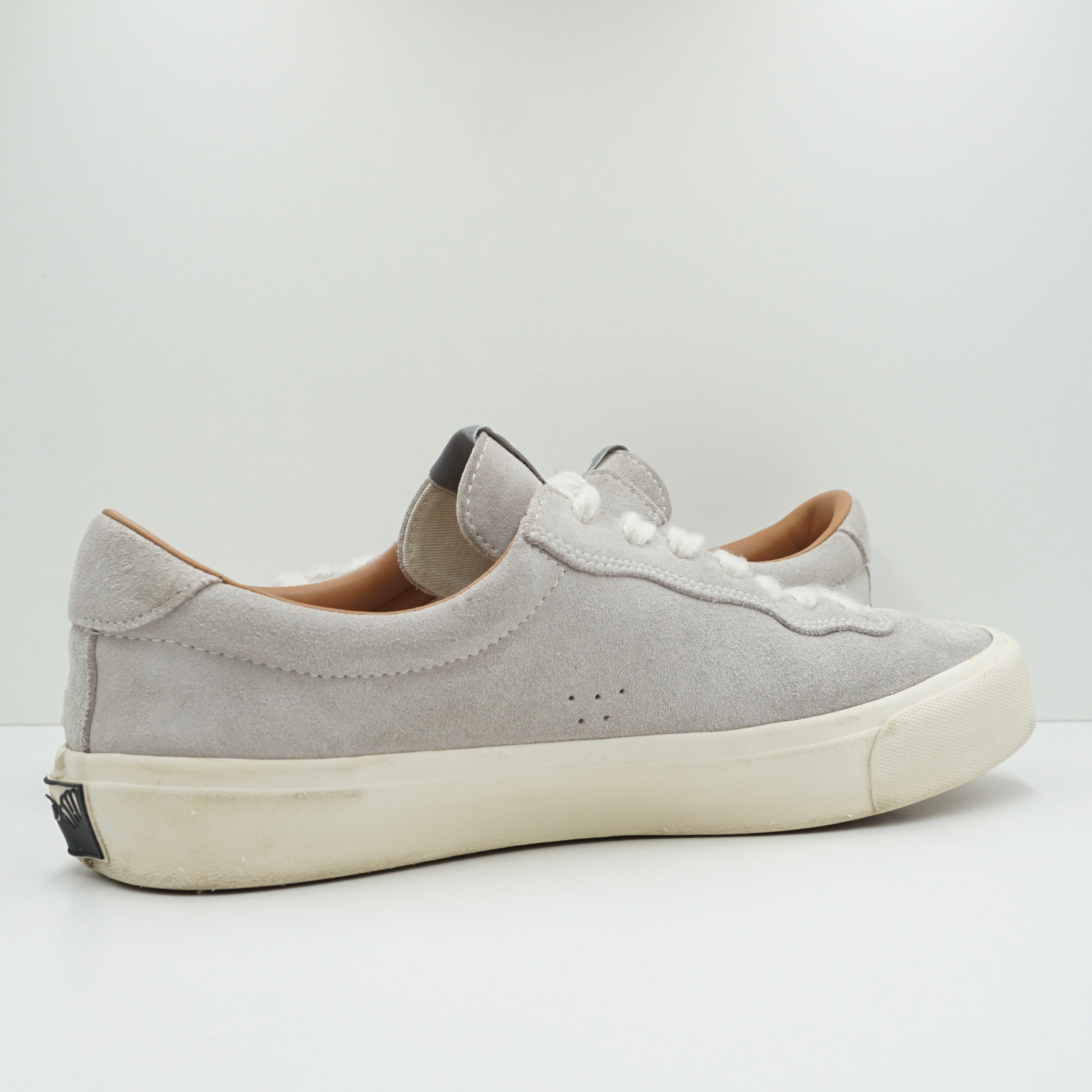 Last Resort VM001 Grey Suede