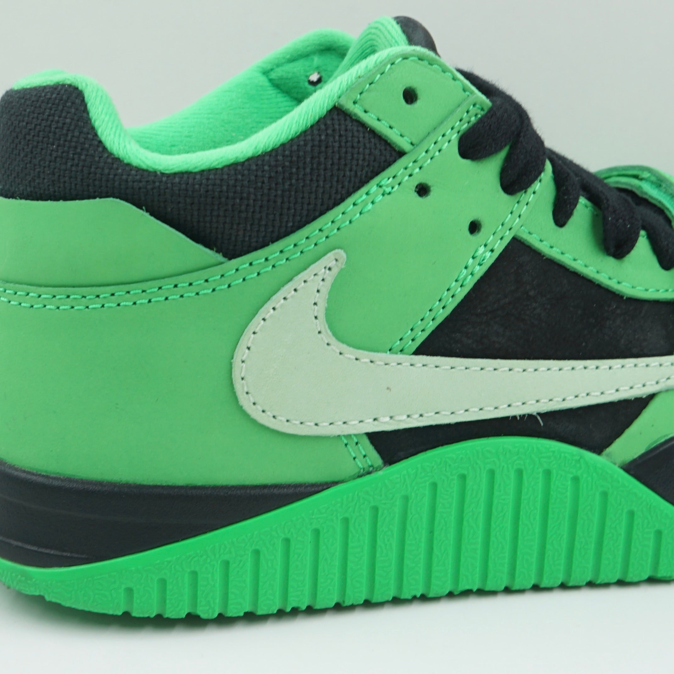 Jordan CJ1 T-Rexx Travis Scott Green Spark
