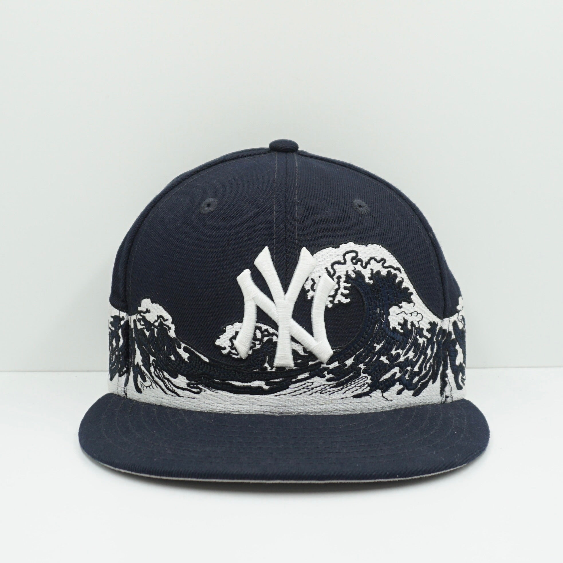 New Era New York Yankees MLB Wave Navy Fitted Cap