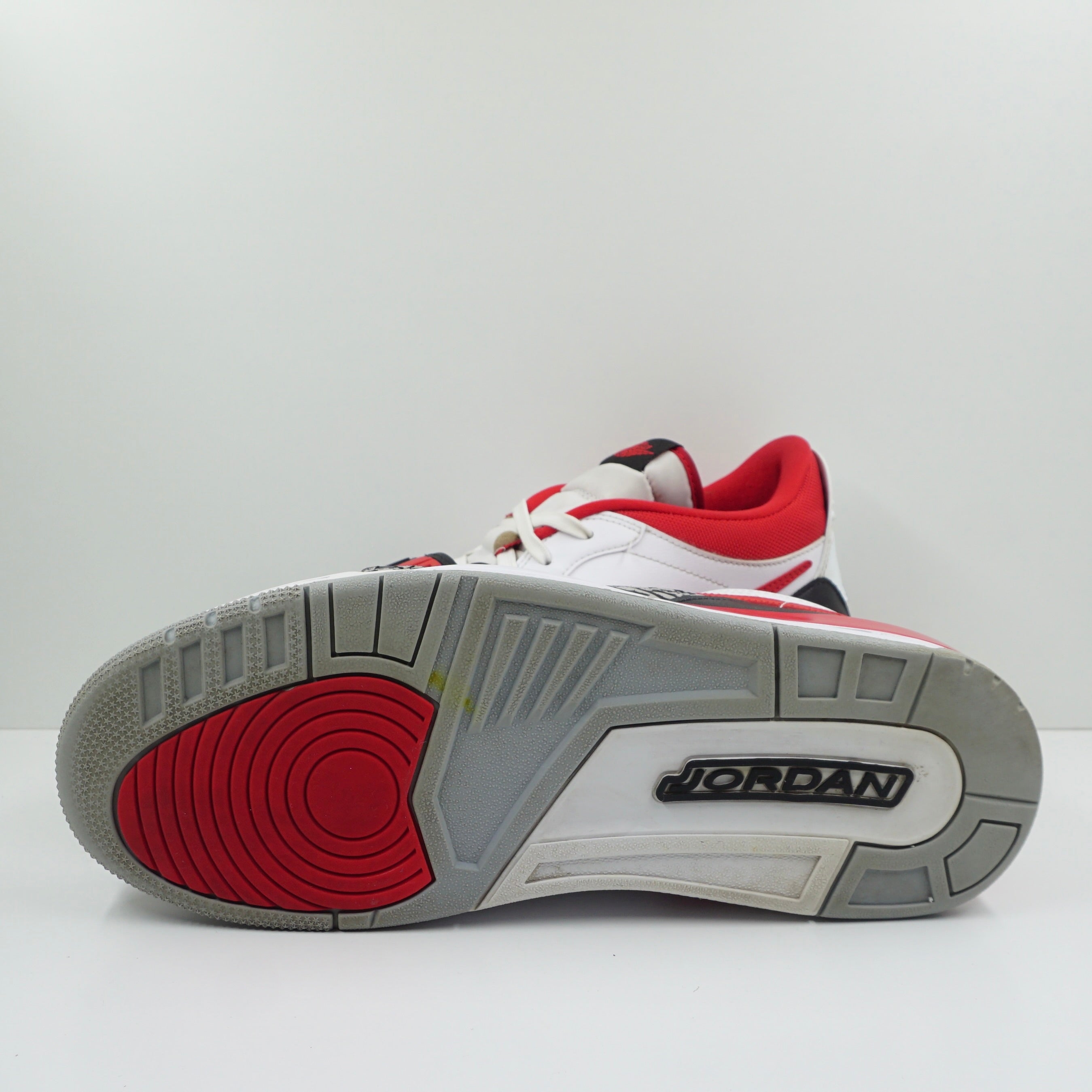 Jordan Legacy 312 Low Fire Red