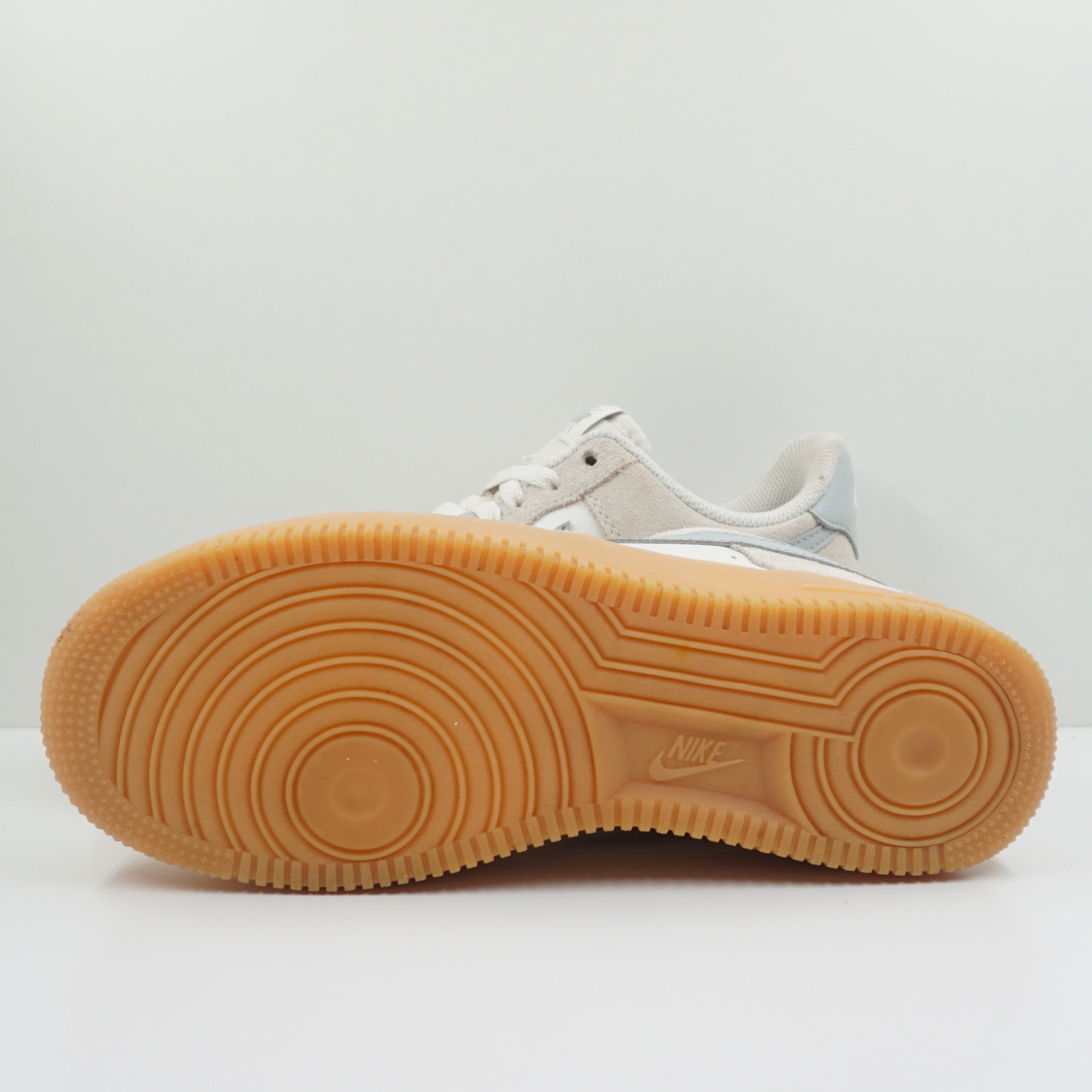 Nike Air Force 1 Low '07 LV8 Phantom Light Smoke Gum