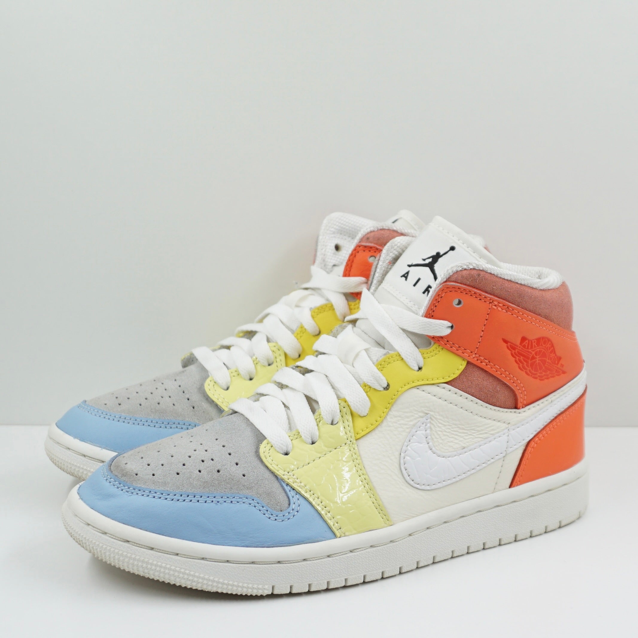 Jordan 1 Mid To My First Coach (W)