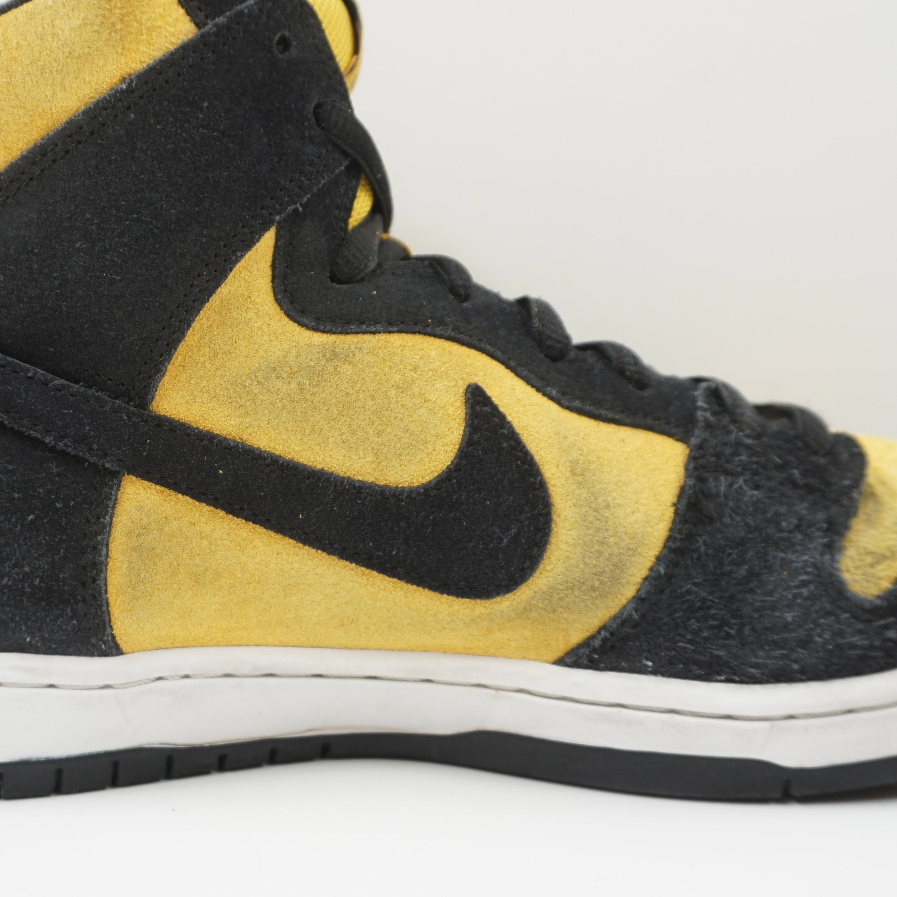 Nike SB Dunk High Pro Reverse Goldenrod