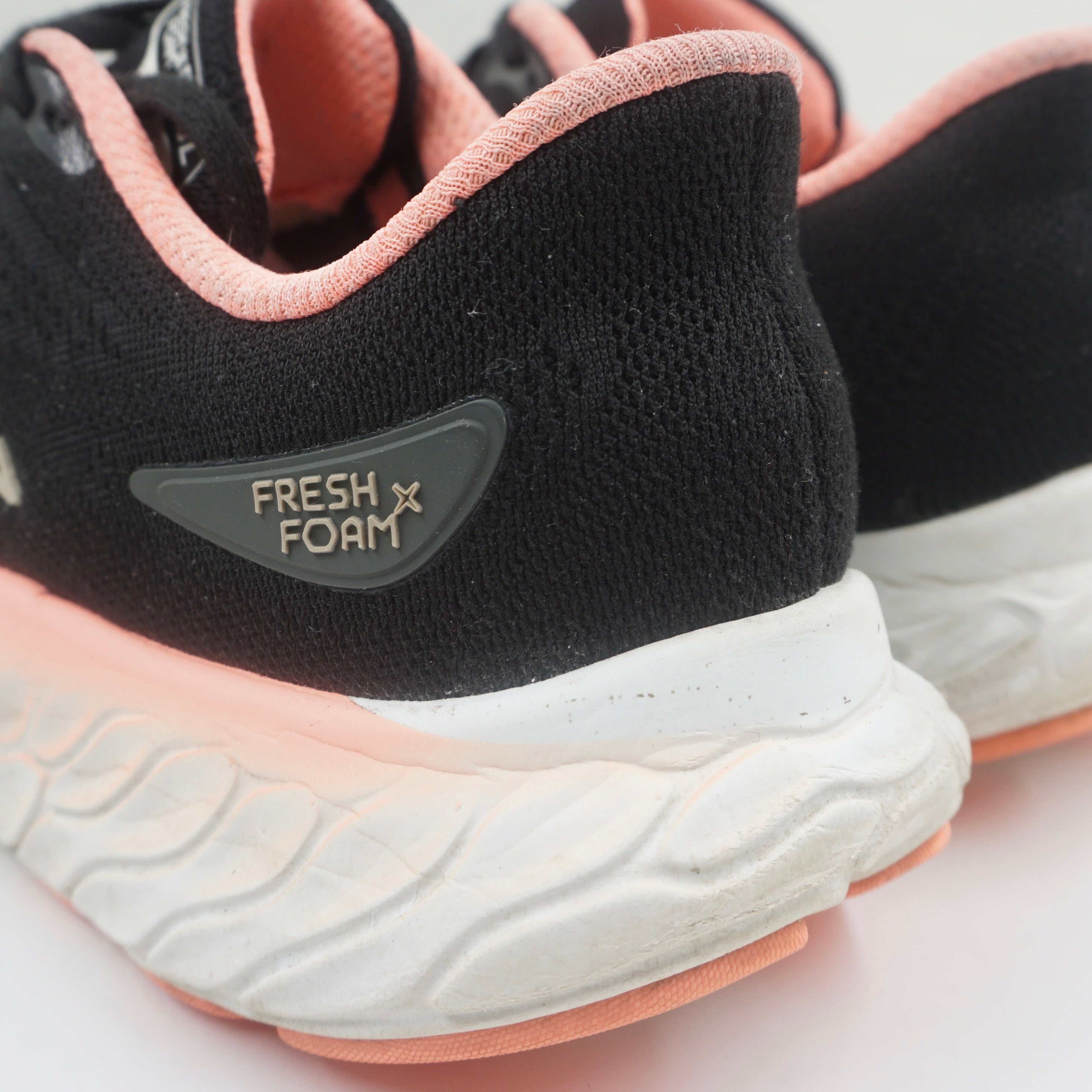 New Balance Fresh Foam X EVOZ v3 Black Grapefruit (W)