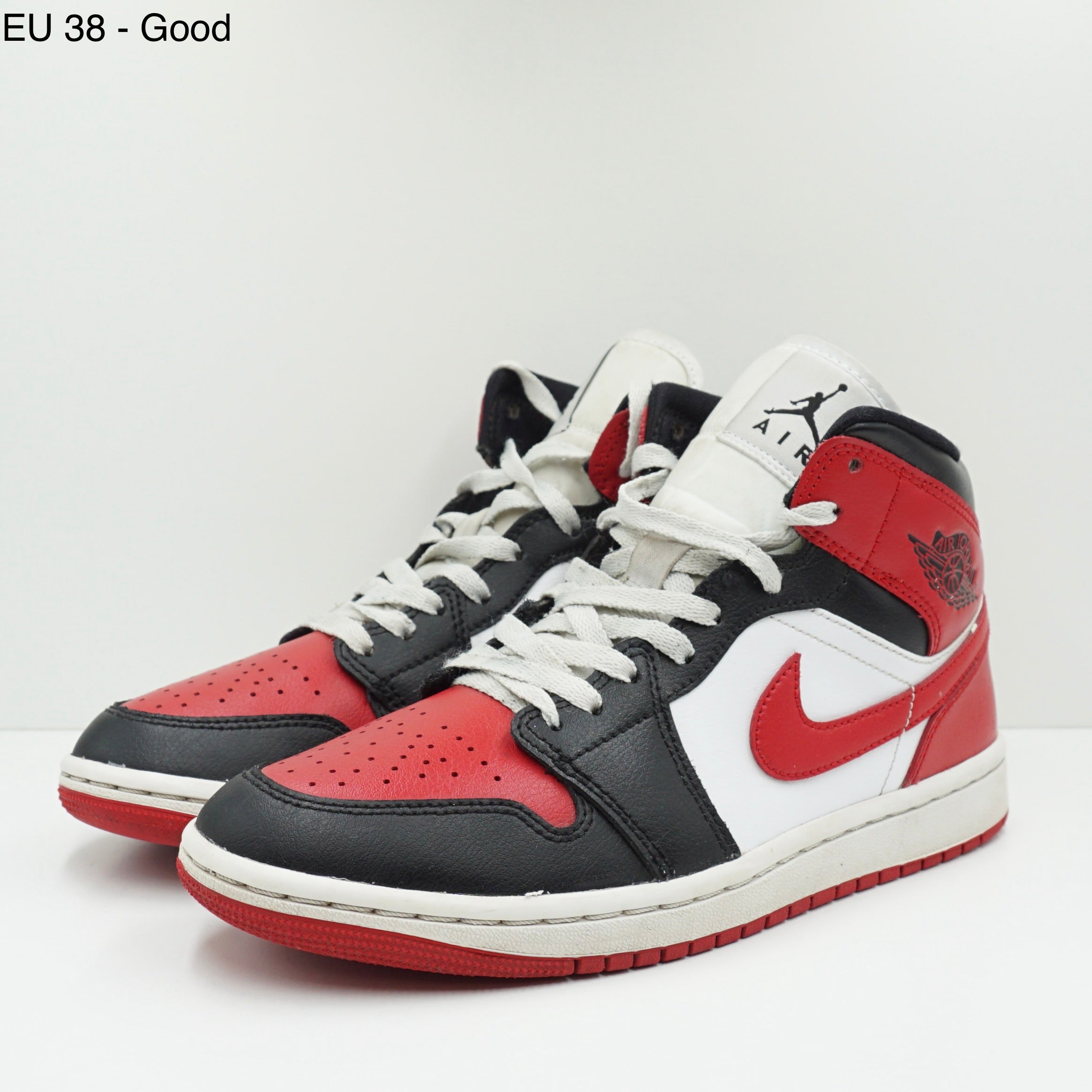 Jordan 1 Mid Alternate Bred Toe (W)