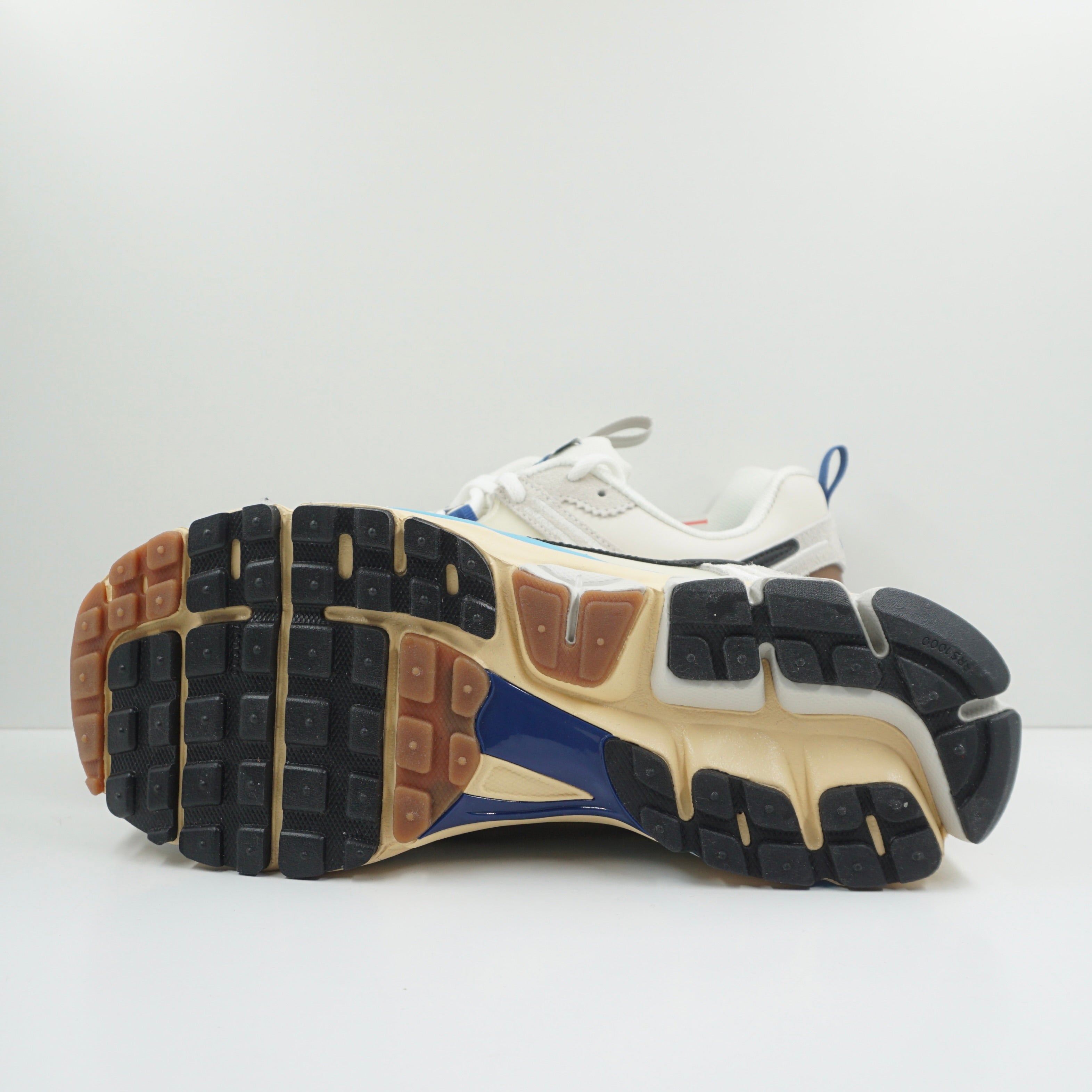 Nike Zoom Vomero 5 Designed by Japan (W)