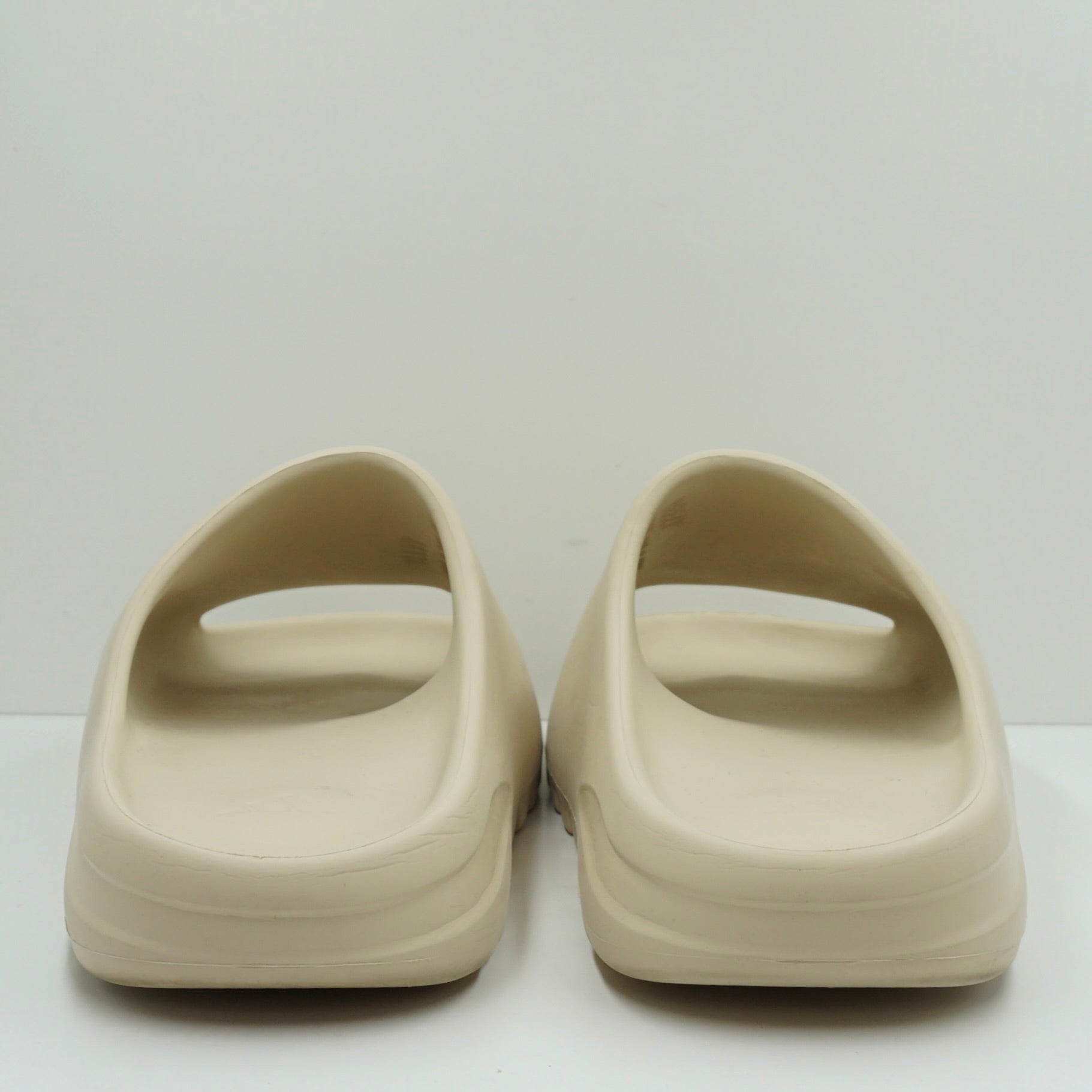 Adidas Yeezy Slide Bone (2019)