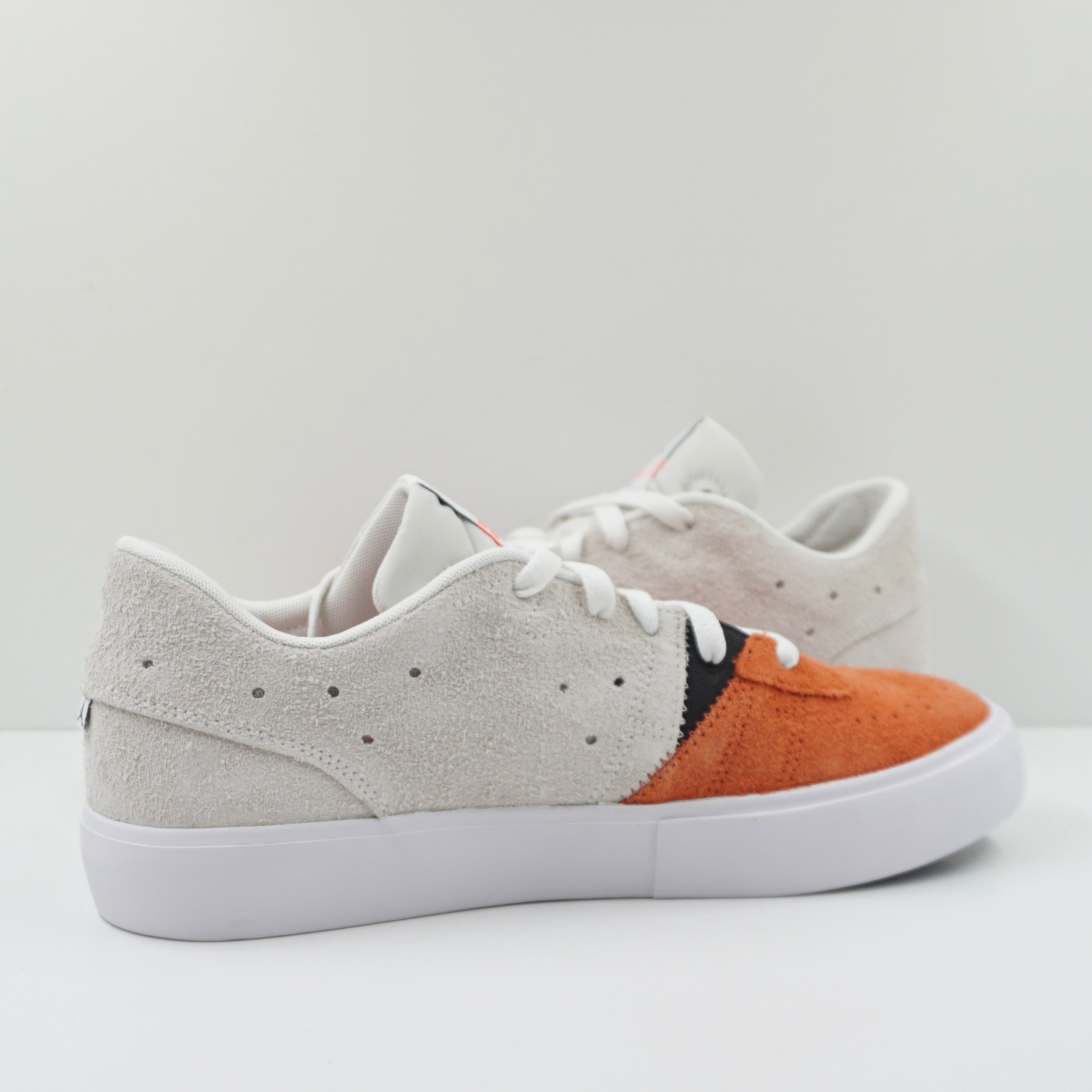 Jordan Series 02 Dear Deloris Sail