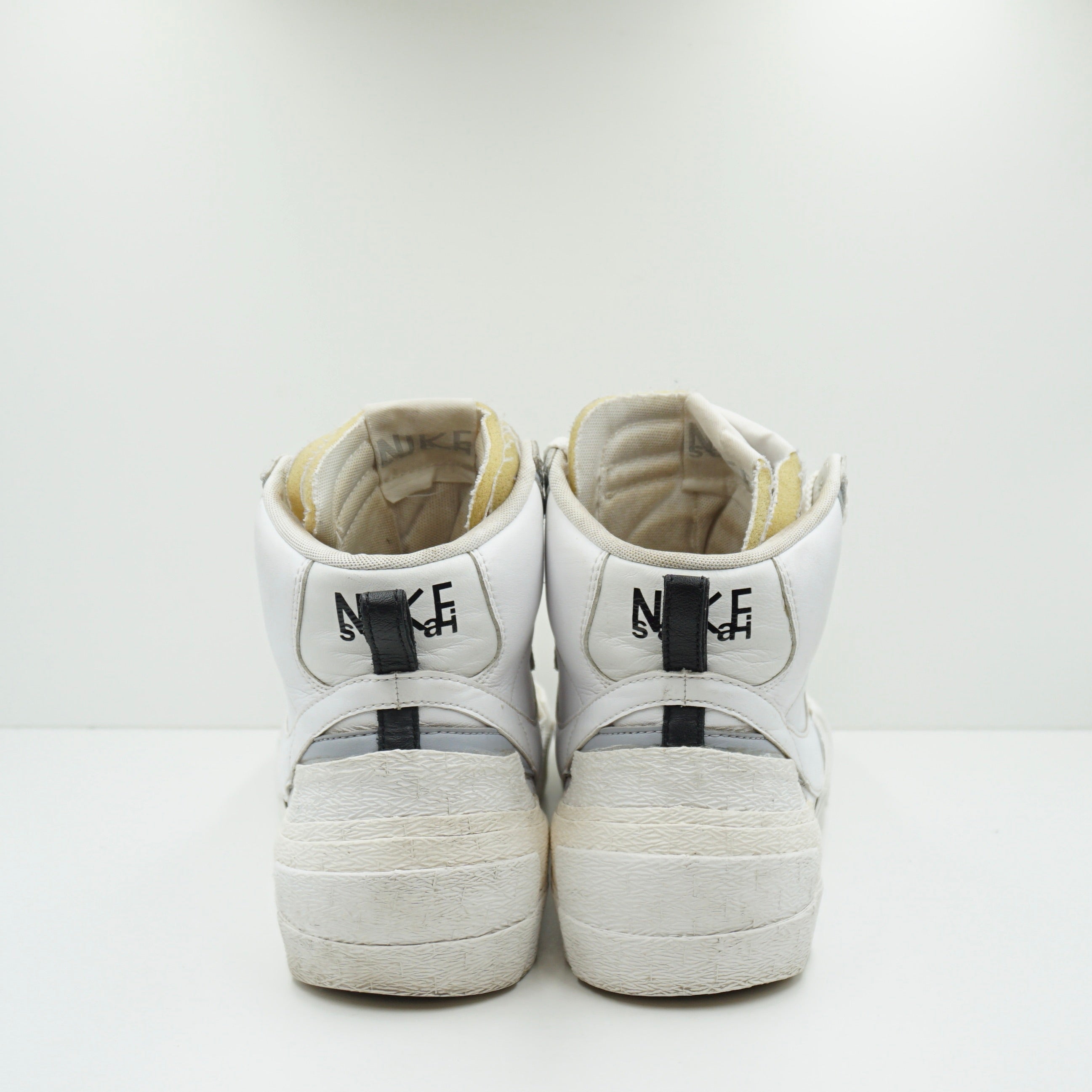 Nike Blazer Mid Sacai White Grey
