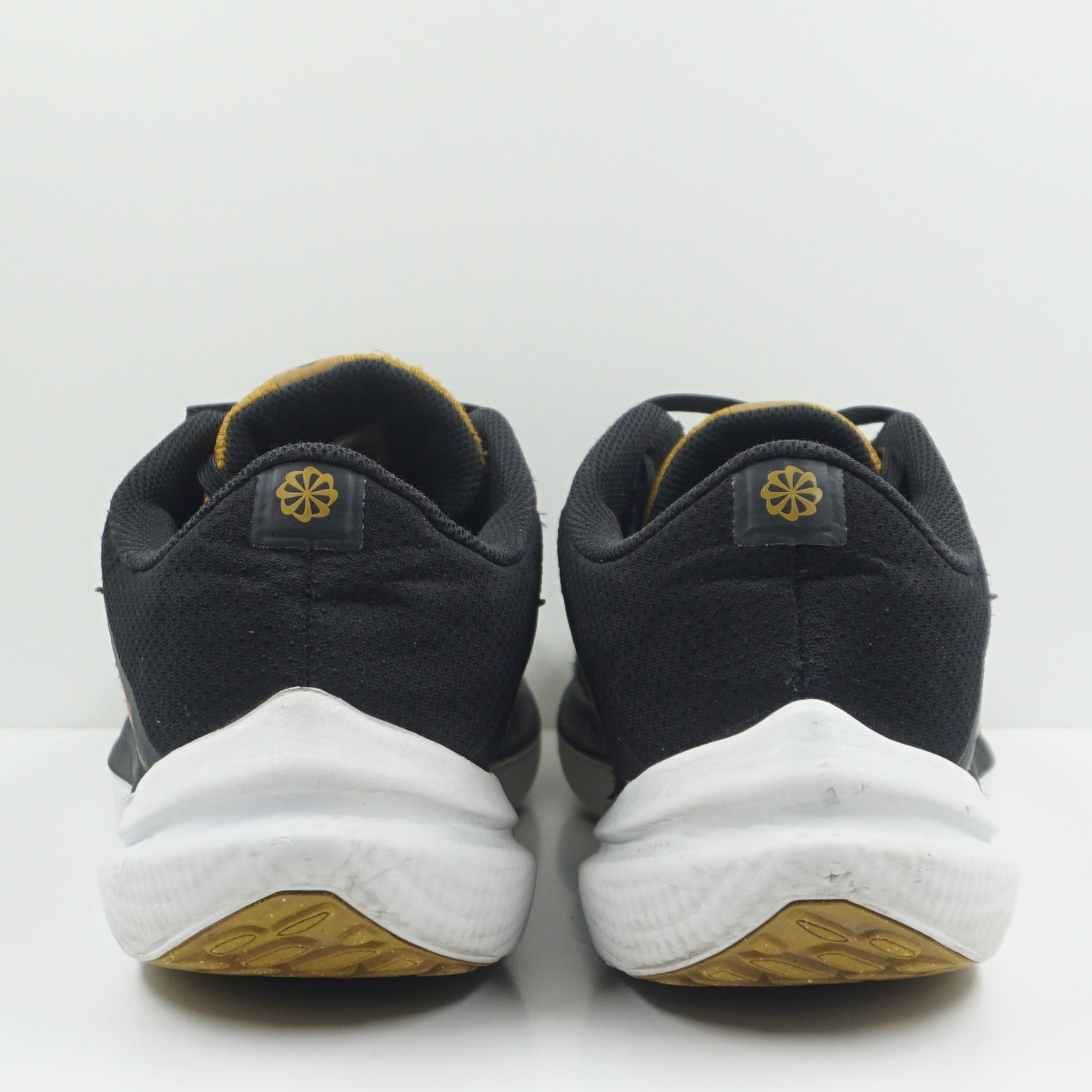 Nike Winflo Black Olive
