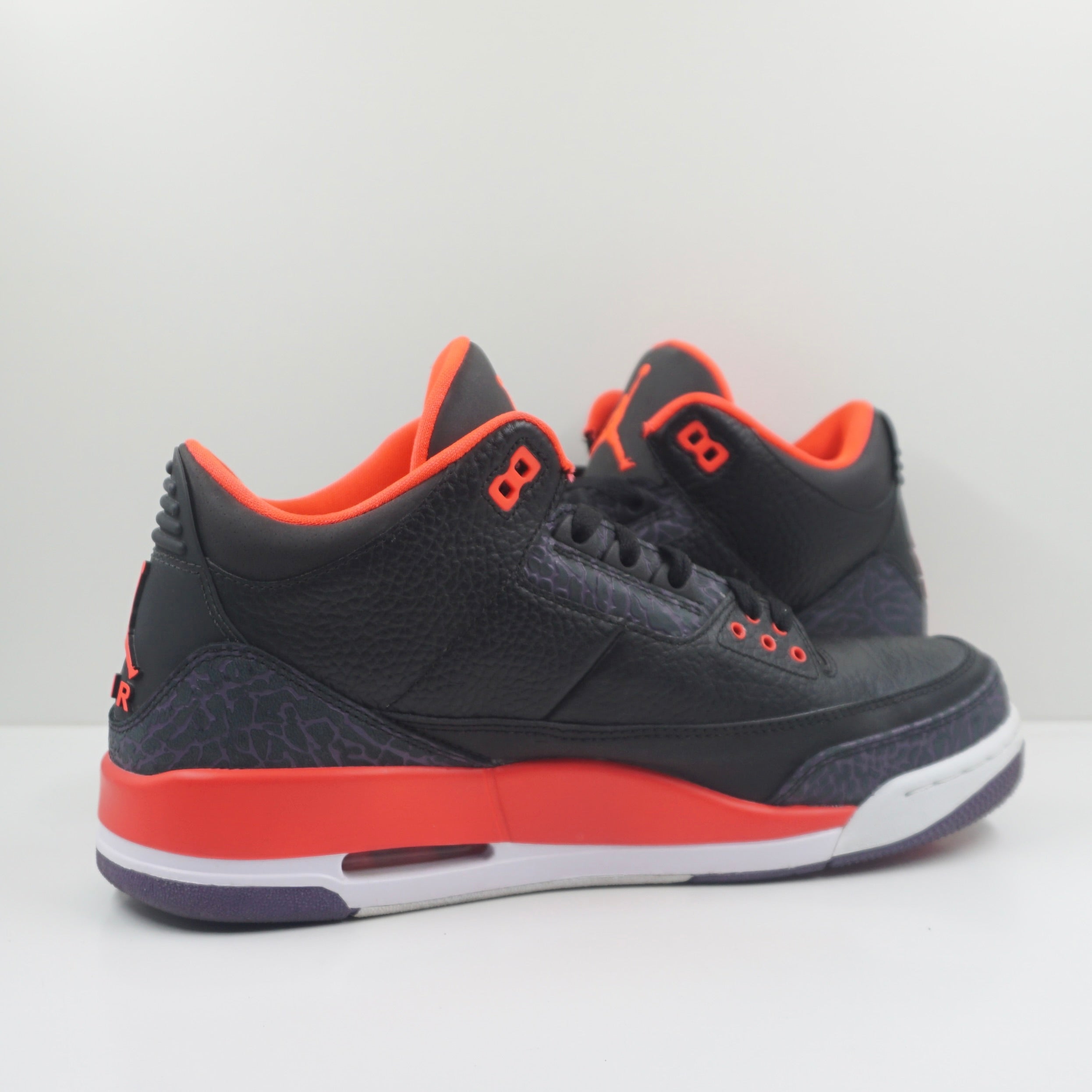 Jordan 3 Retro Crimson