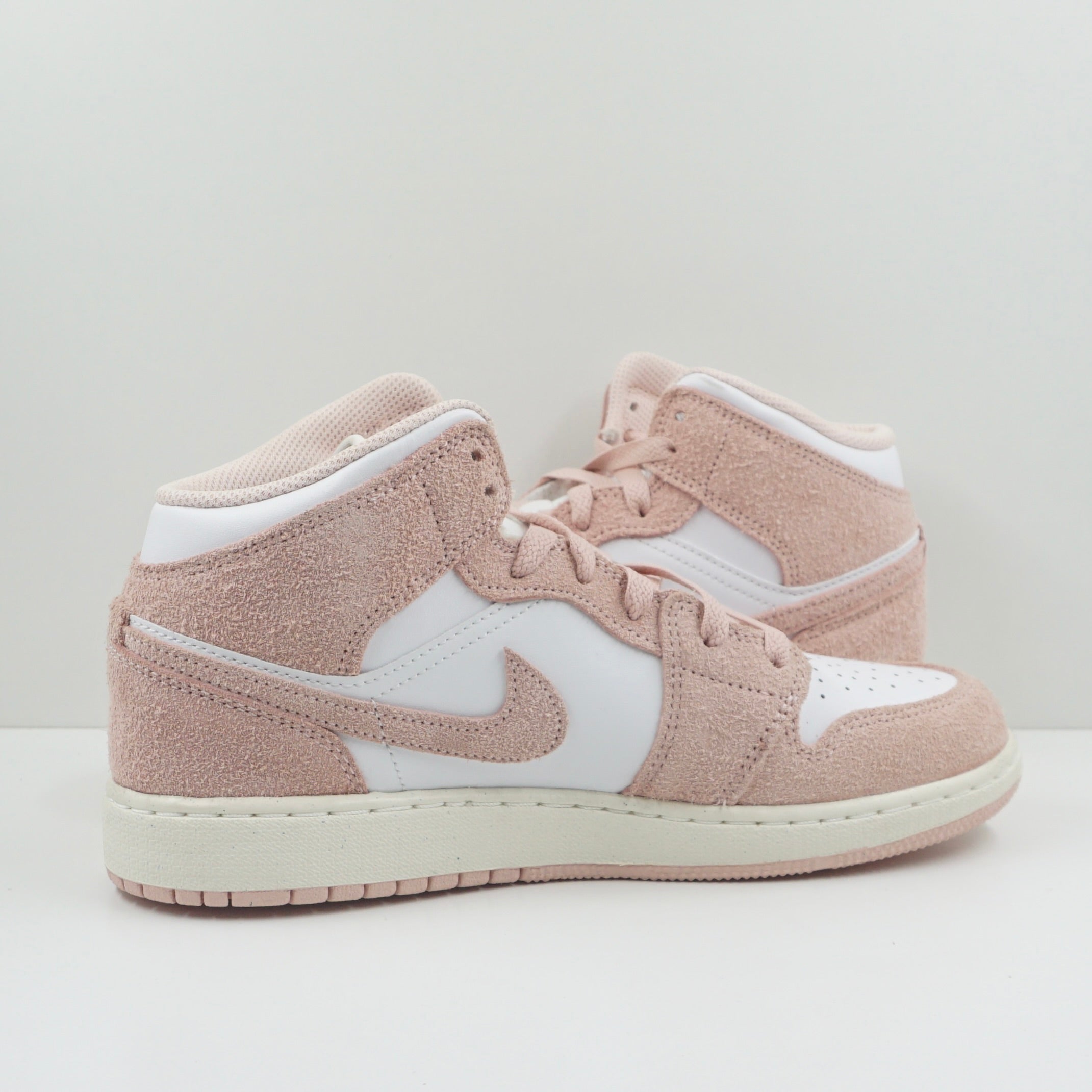 Jordan 1 Mid SE Legend Pink (GS)