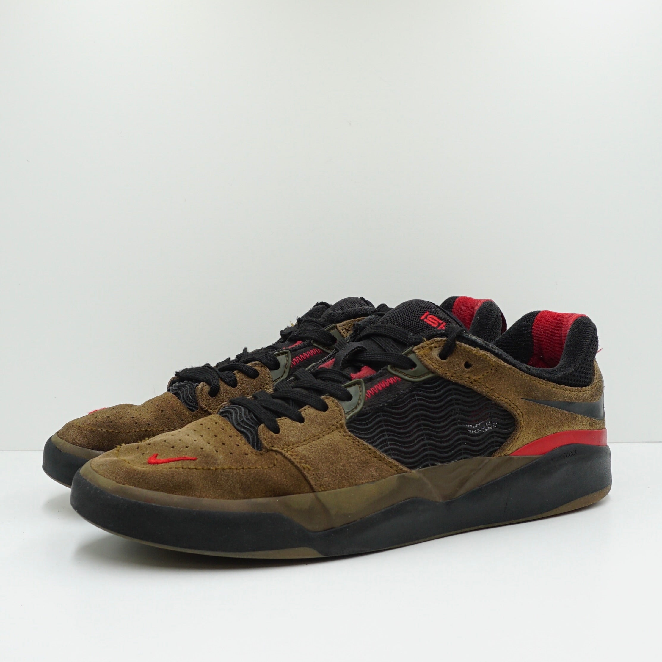 Nike SB Ishod Wair Light Olive