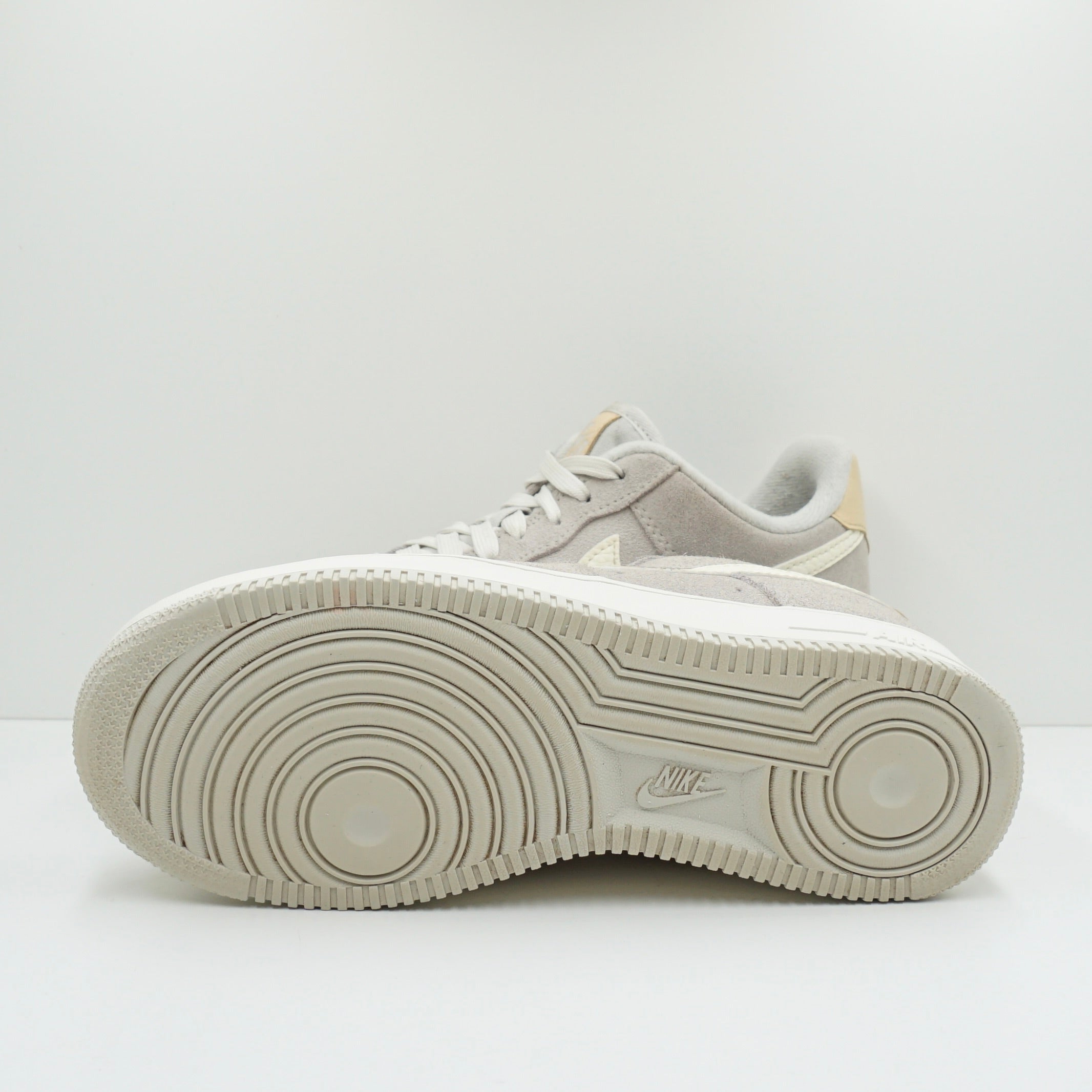 Nike Air Force 1 '07 Light Bone (W)