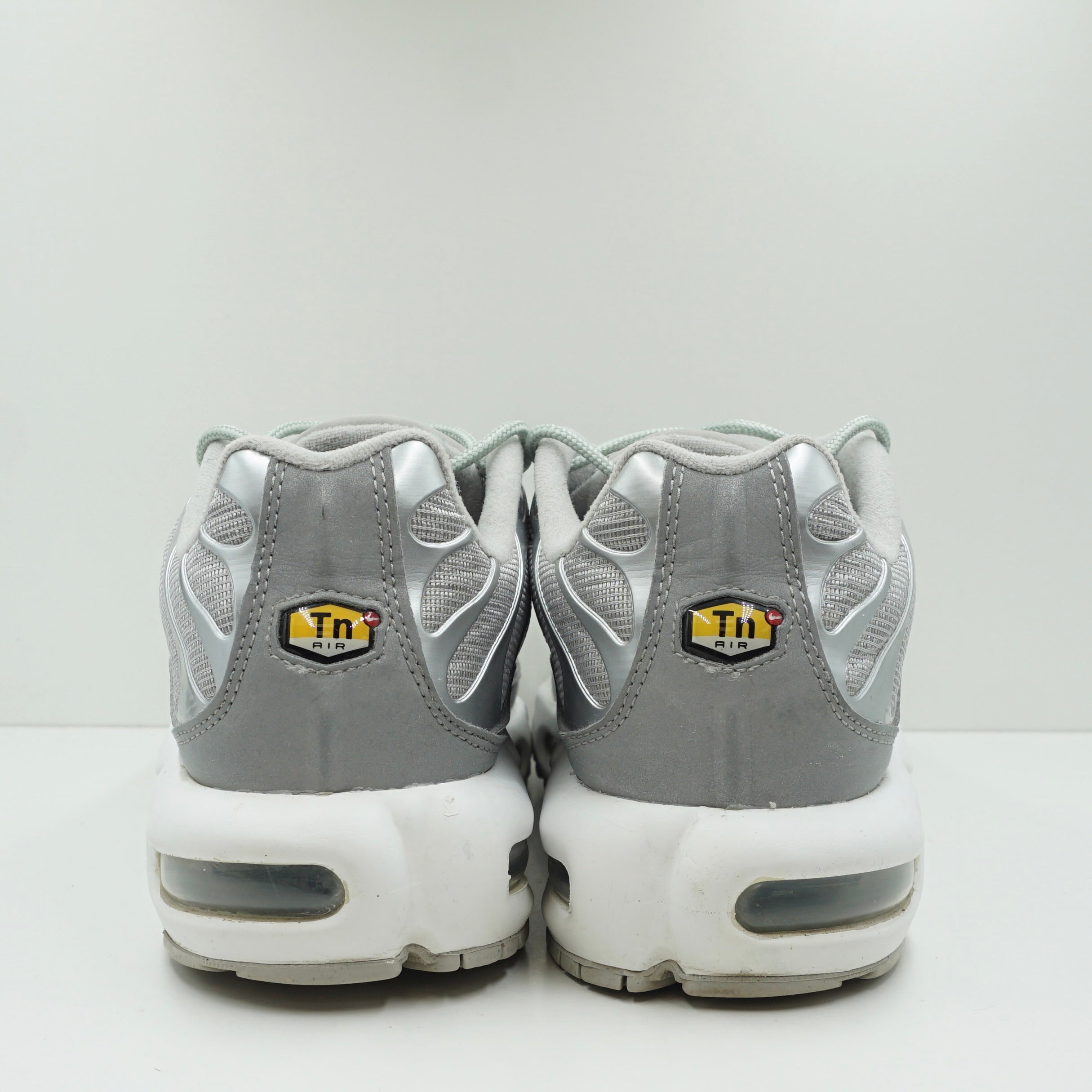 Nike Air Max Plus Metallic Silver