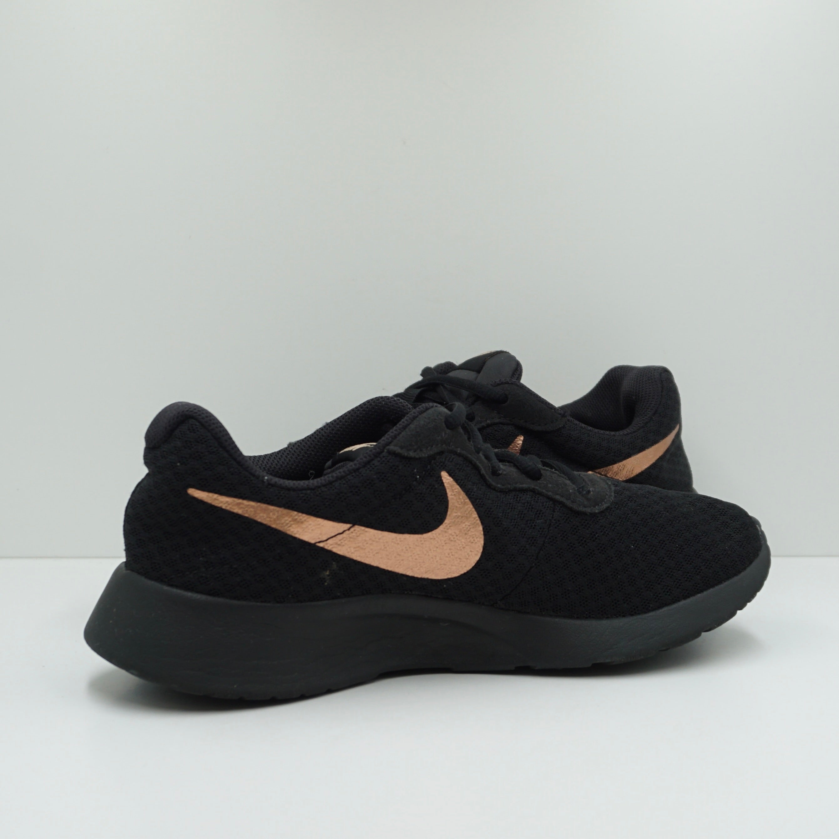 Nike Tanjun Black Bronze (W)
