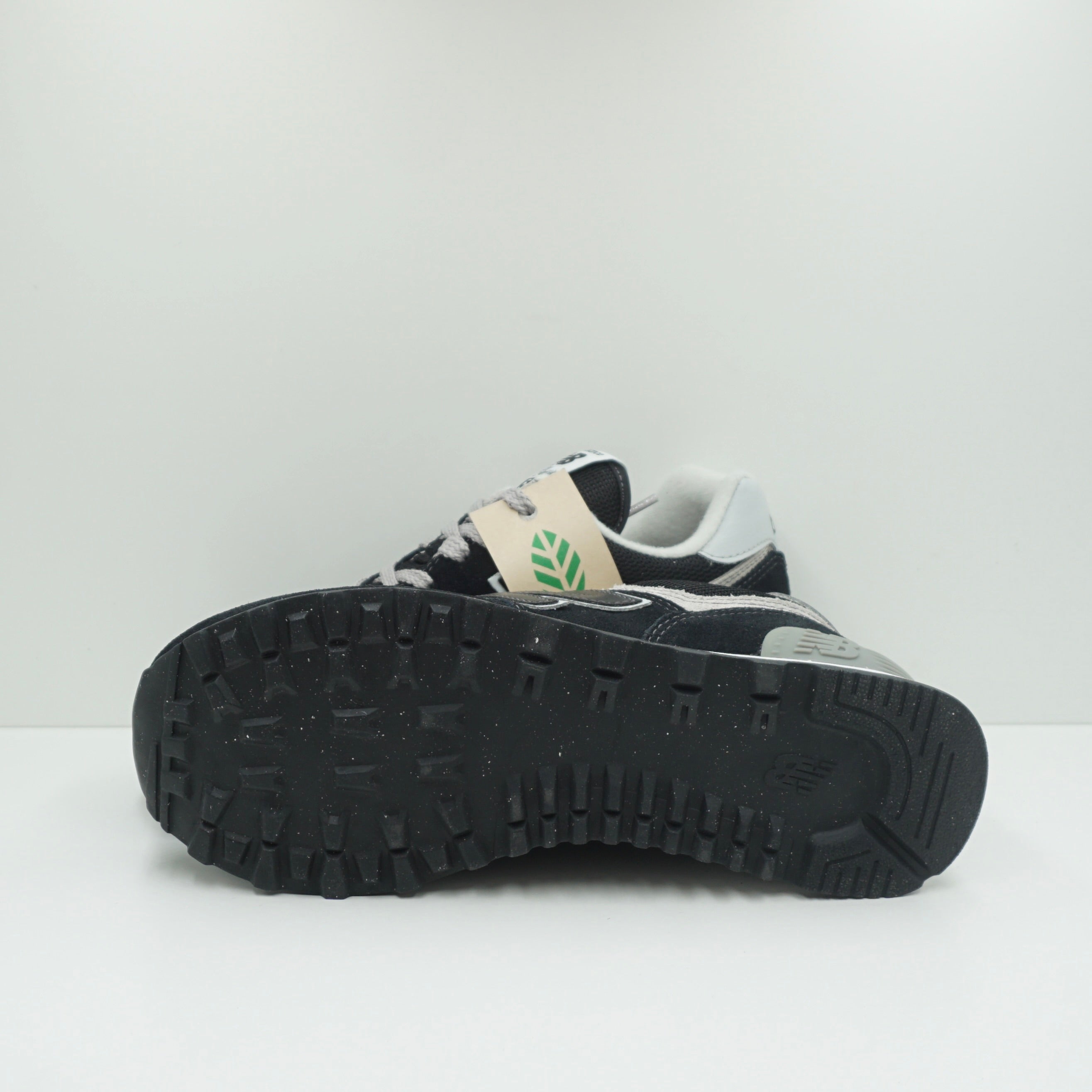 New Balance 574 Black White (2022)