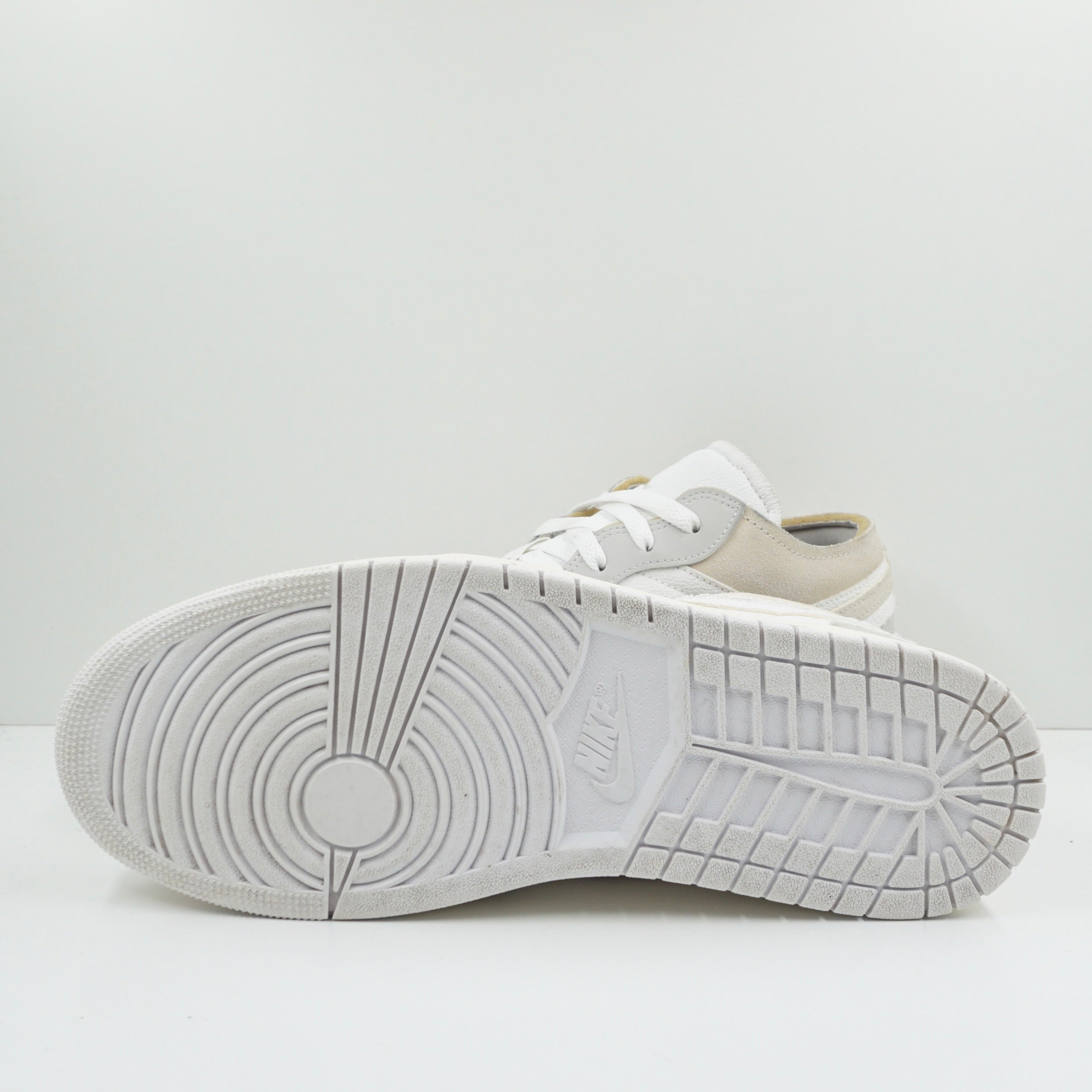Jordan 1 Low SE Craft Inside Out Tech Grey