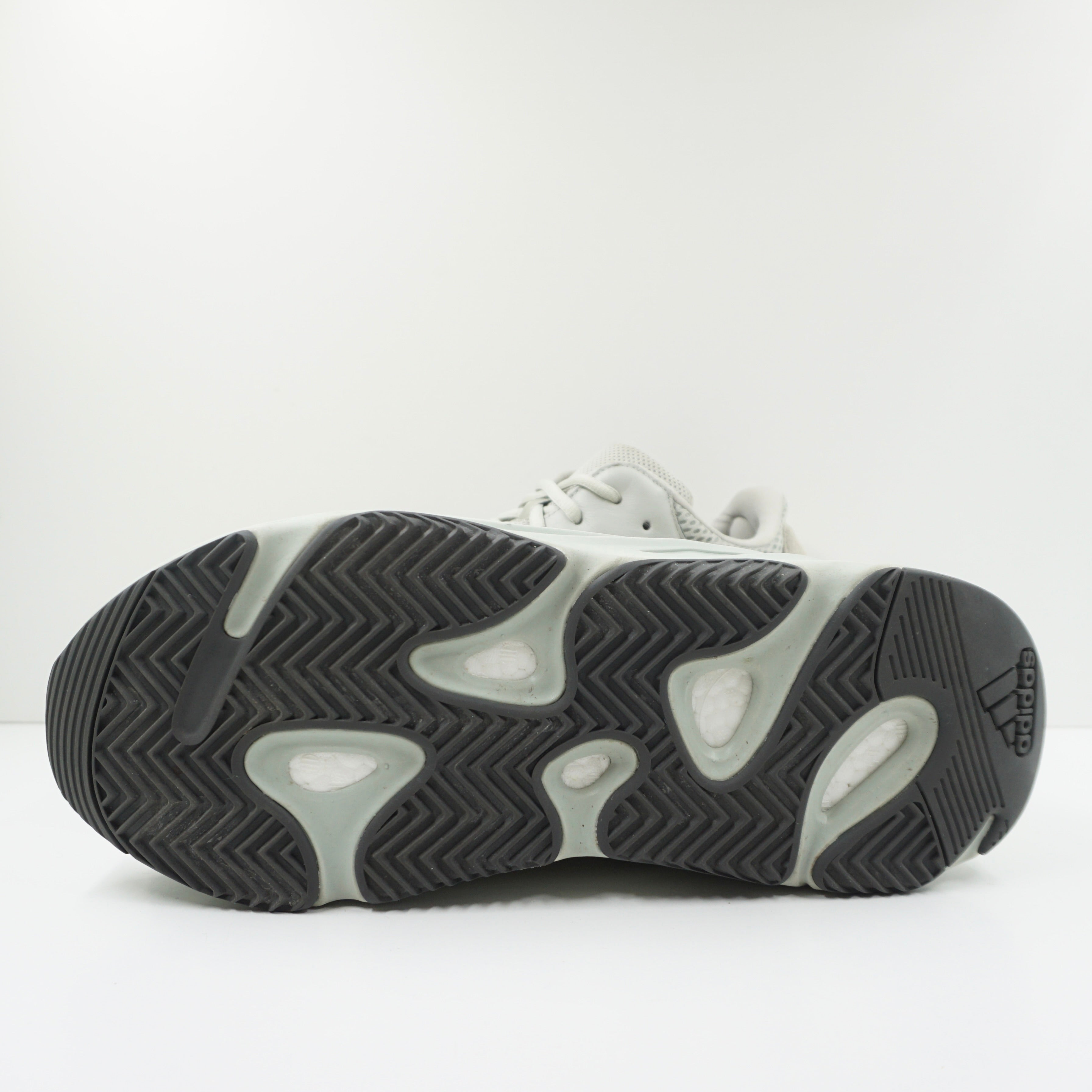 Adidas Yeezy Boost 700 Salt