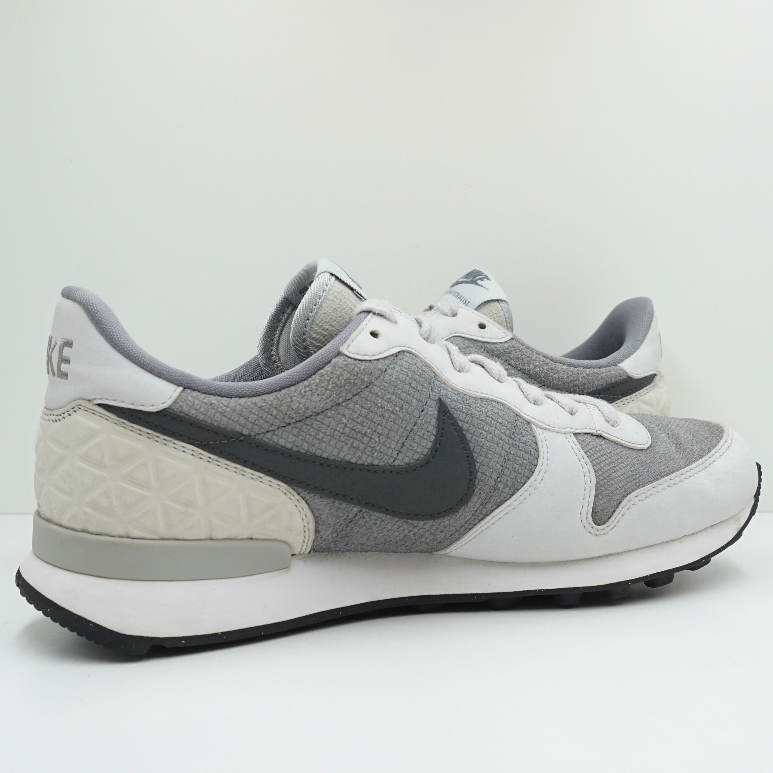 Nike Internationalist Grey (W)
