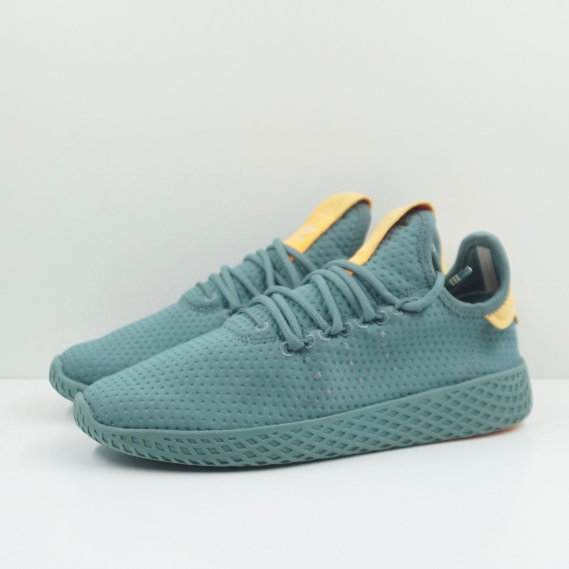 Adidas Tennis HU (Sample)