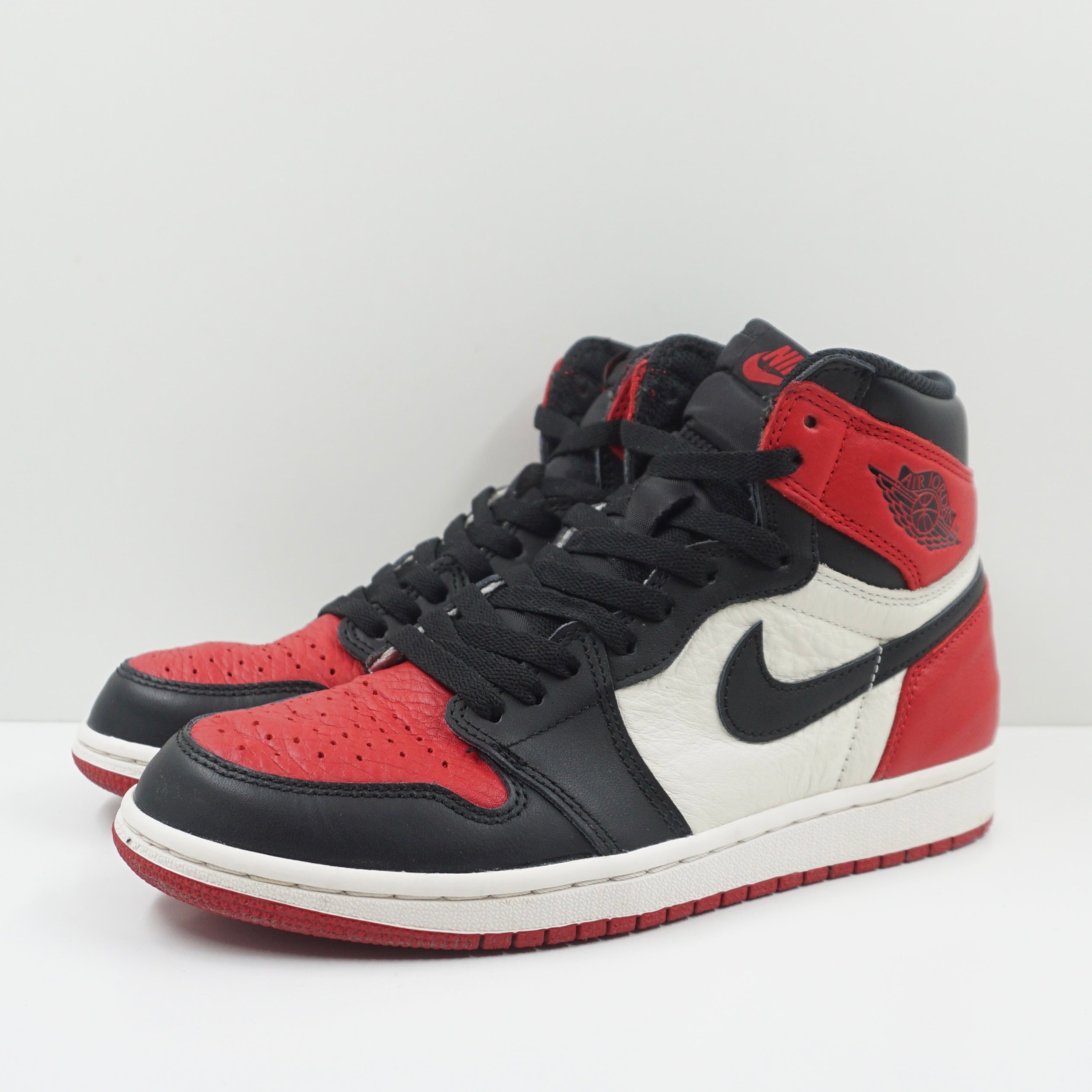 Jordan 1 Retro High Bred Toe