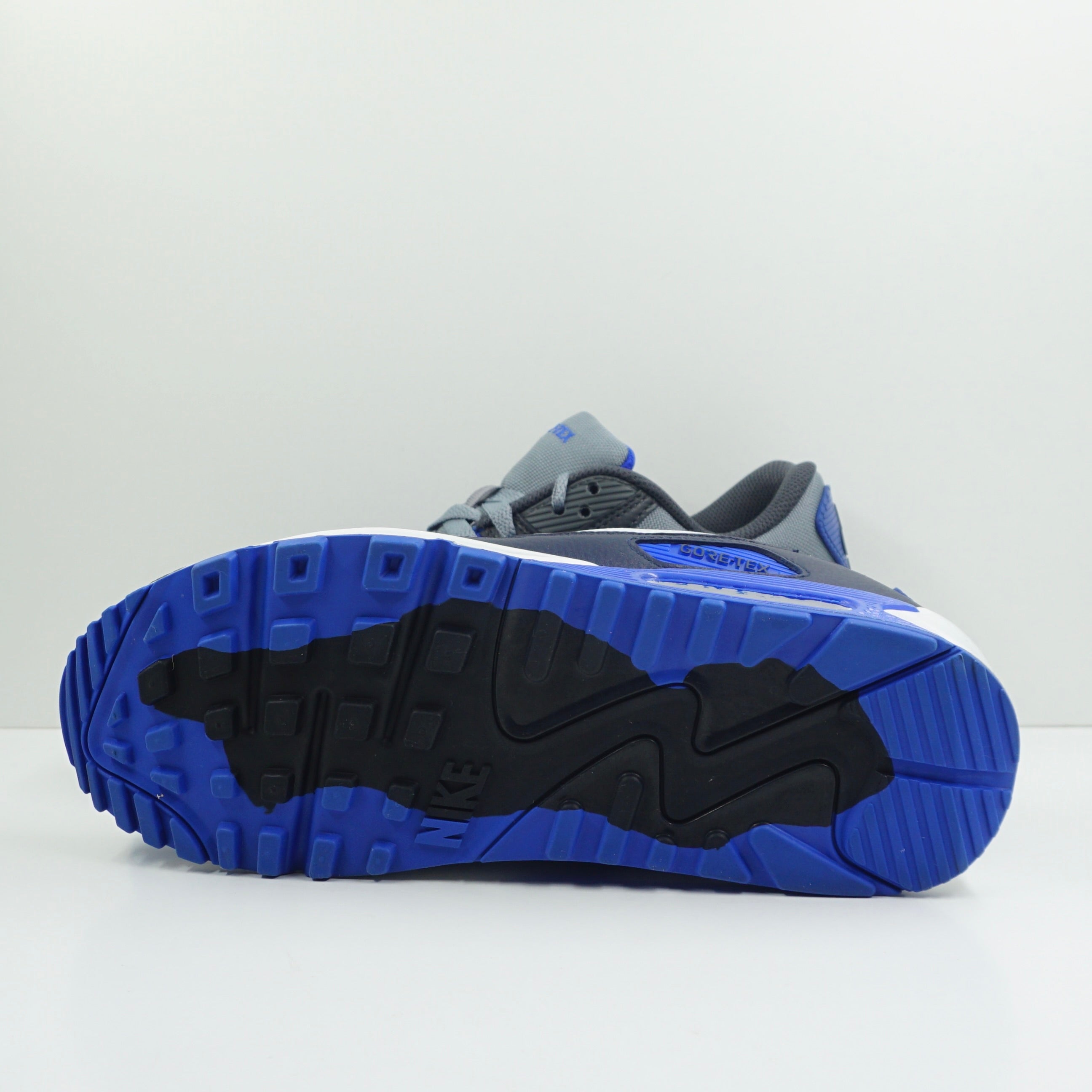 Nike Air Max 90 Gore-Tex Cool Grey Anthracite Obsidian Pure Platinum
