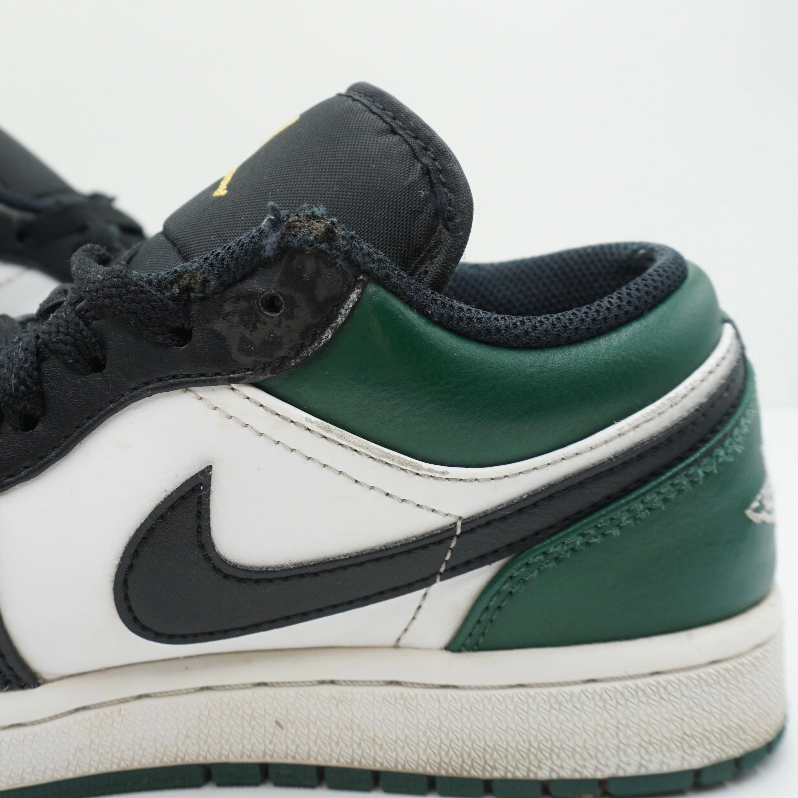 Jordan 1 Low Green Toe