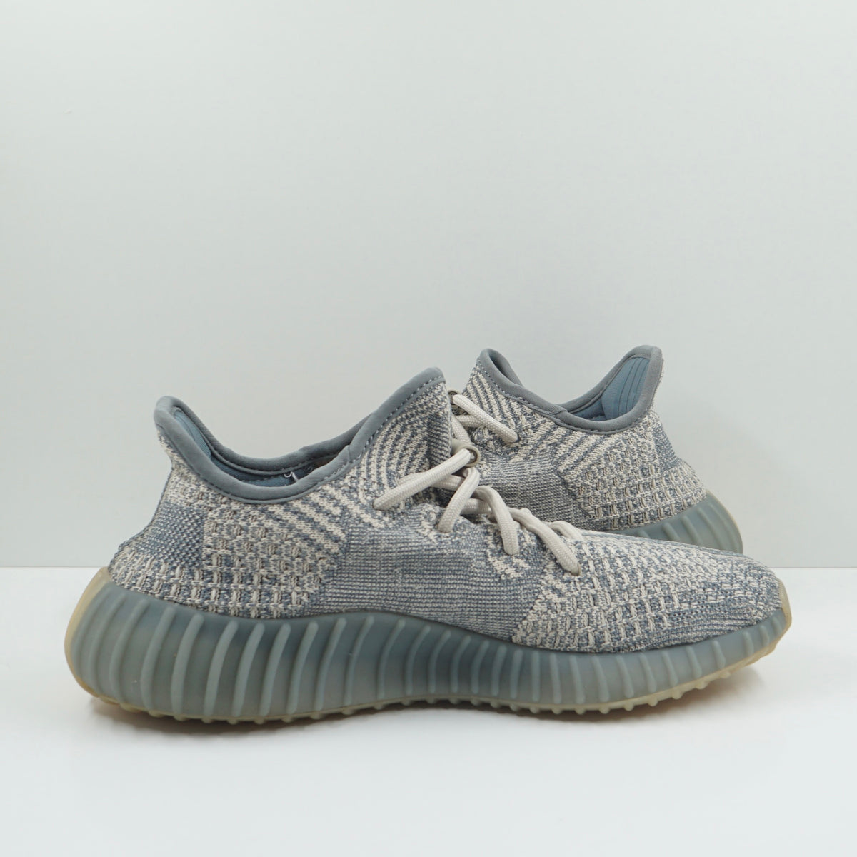 Adidas Yeezy Boost 350 V2 Israfil