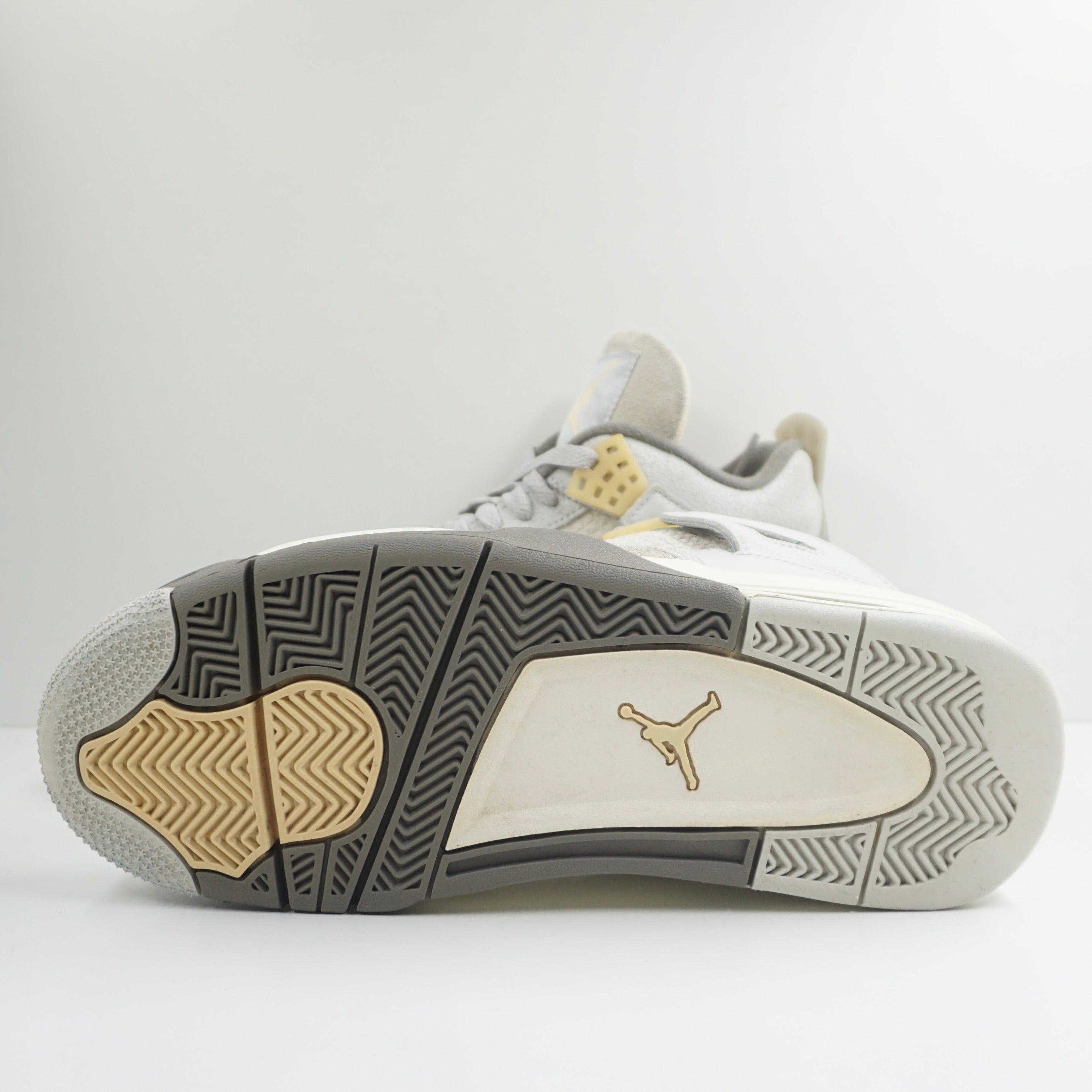 Jordan 4 Retro SE Craft Photon Dust