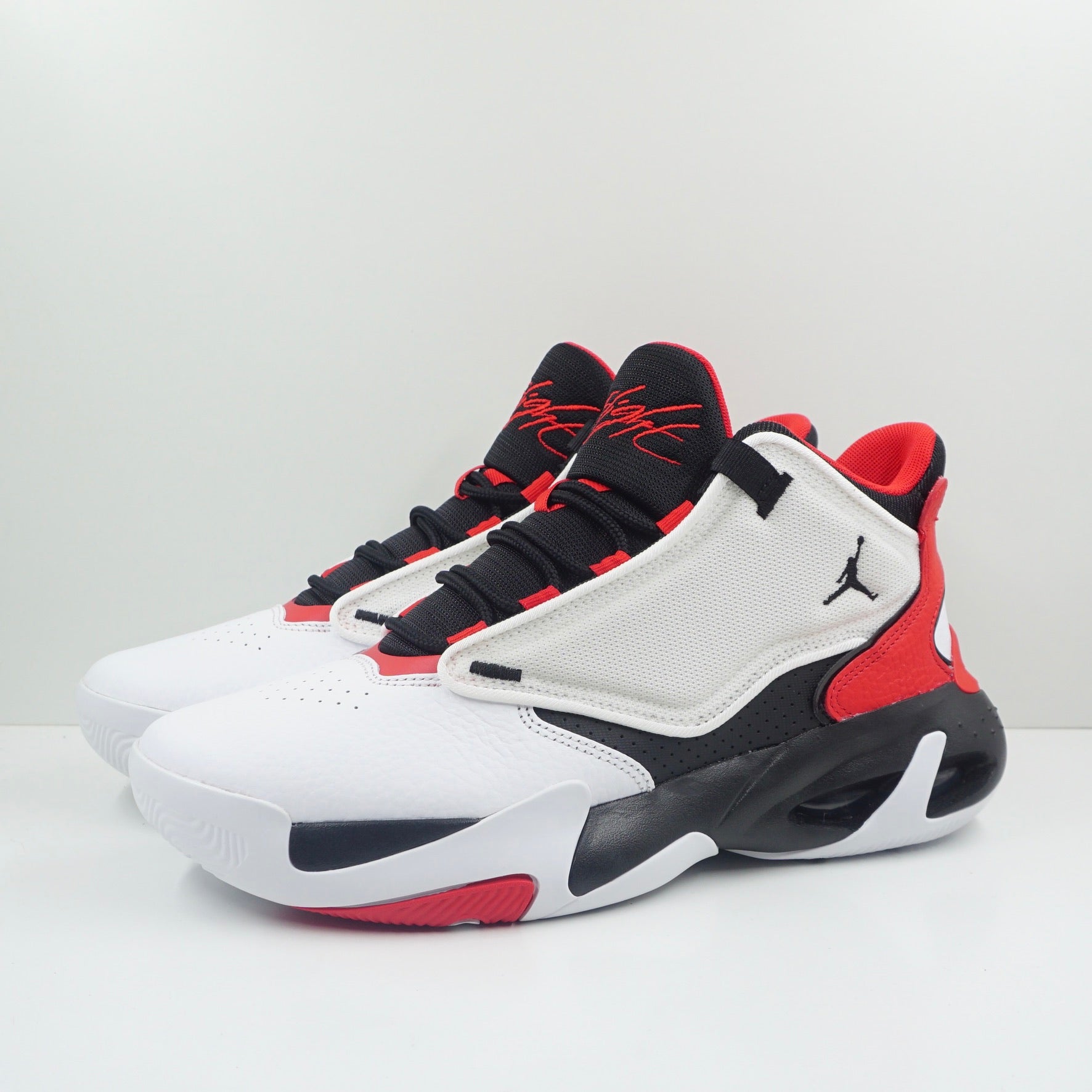 Jordan Max Aura 4 White Black University Red