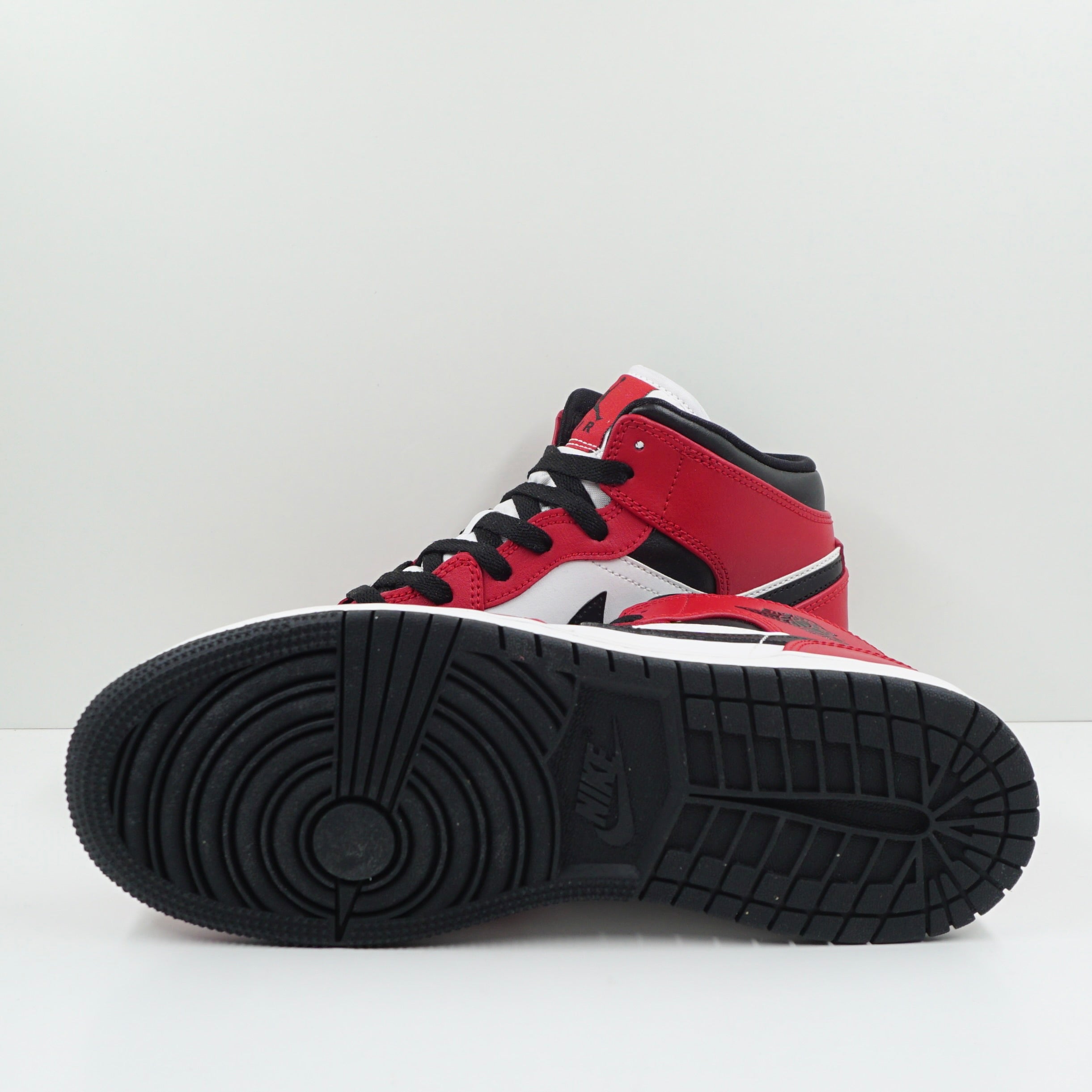 Jordan 1 Mid Chicago Black Toe (GS)