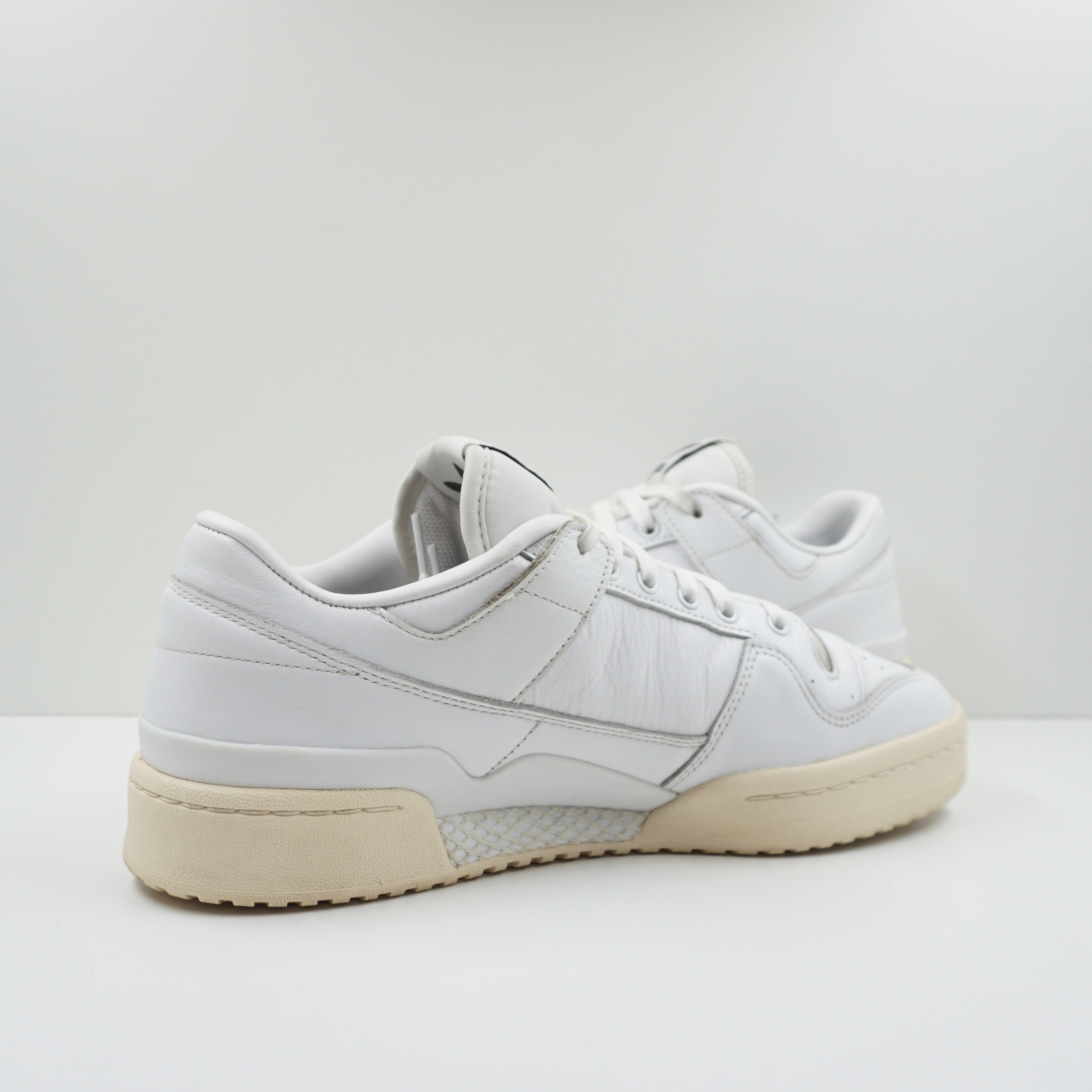 Adidas Forum 84 Low ADV No Stripes