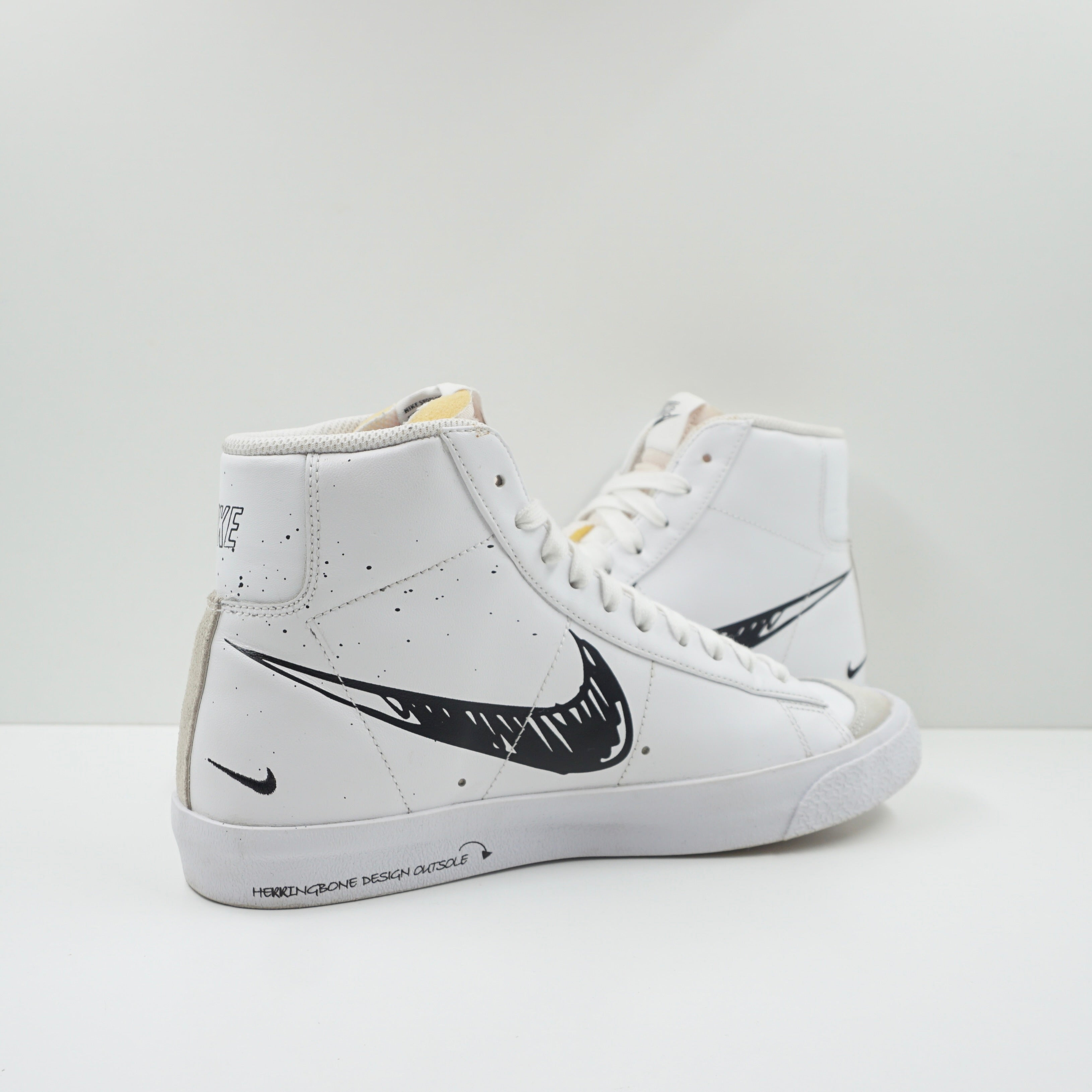 Nike Blazer Mid 77 Sketch White Black
