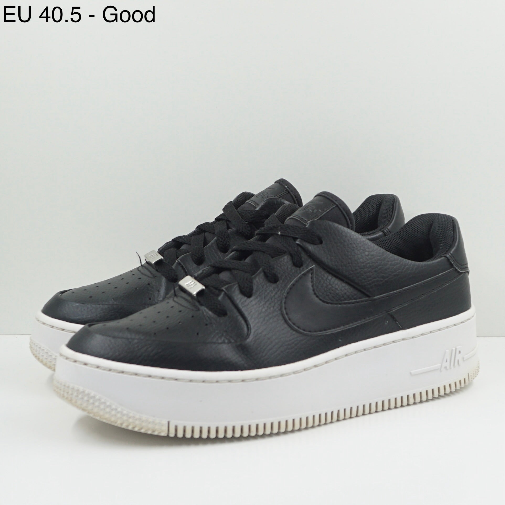 Nike Air Force 1 Sage Low Black White (W)