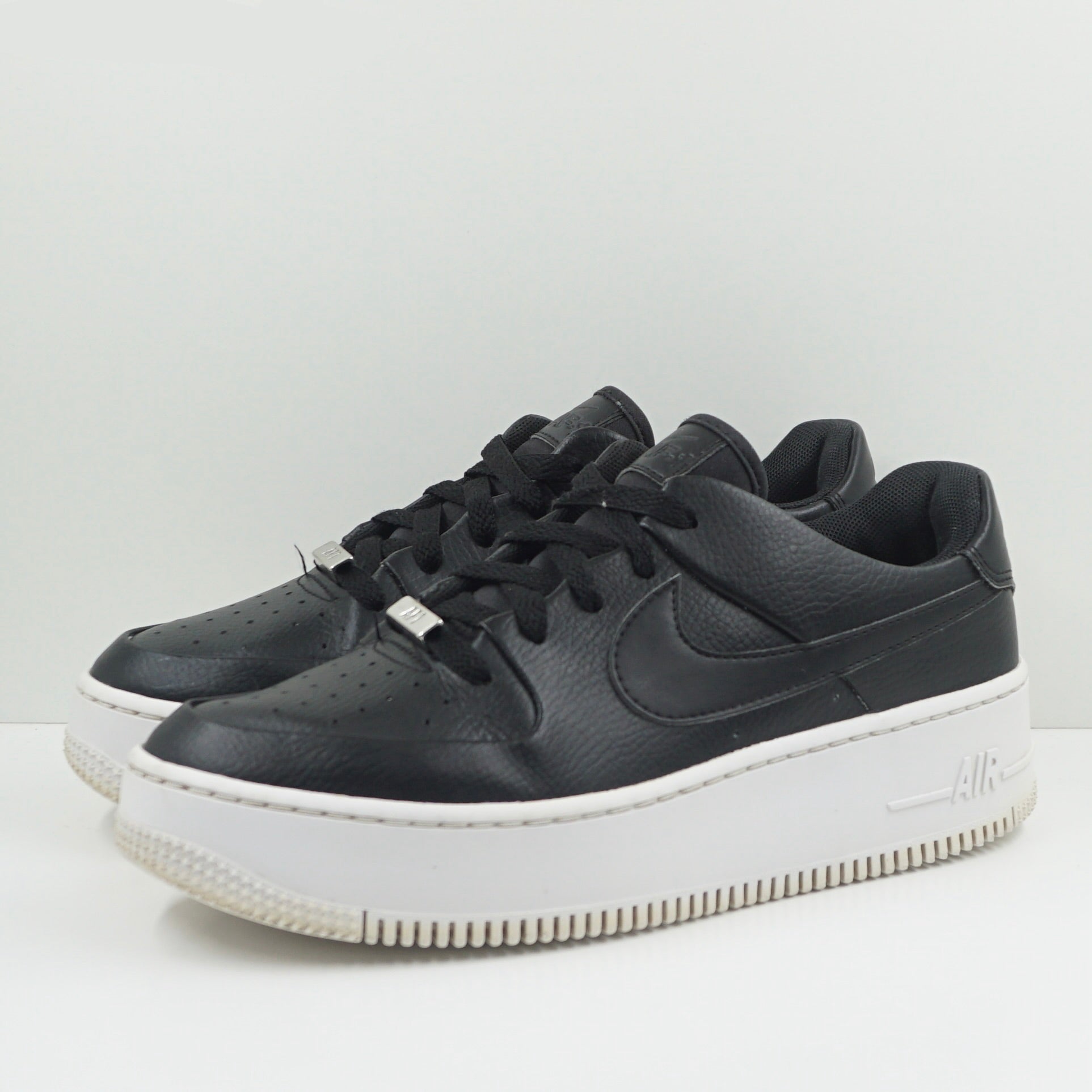 Nike Air Force 1 Sage Low Black White (W)